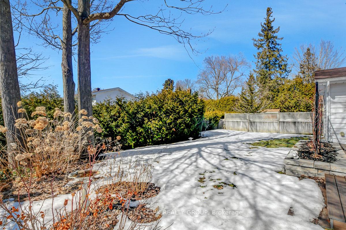 Photo 41 of 11 Wedgewood Crescent, Ottawa, Blackburn Hamlet — HOMEH