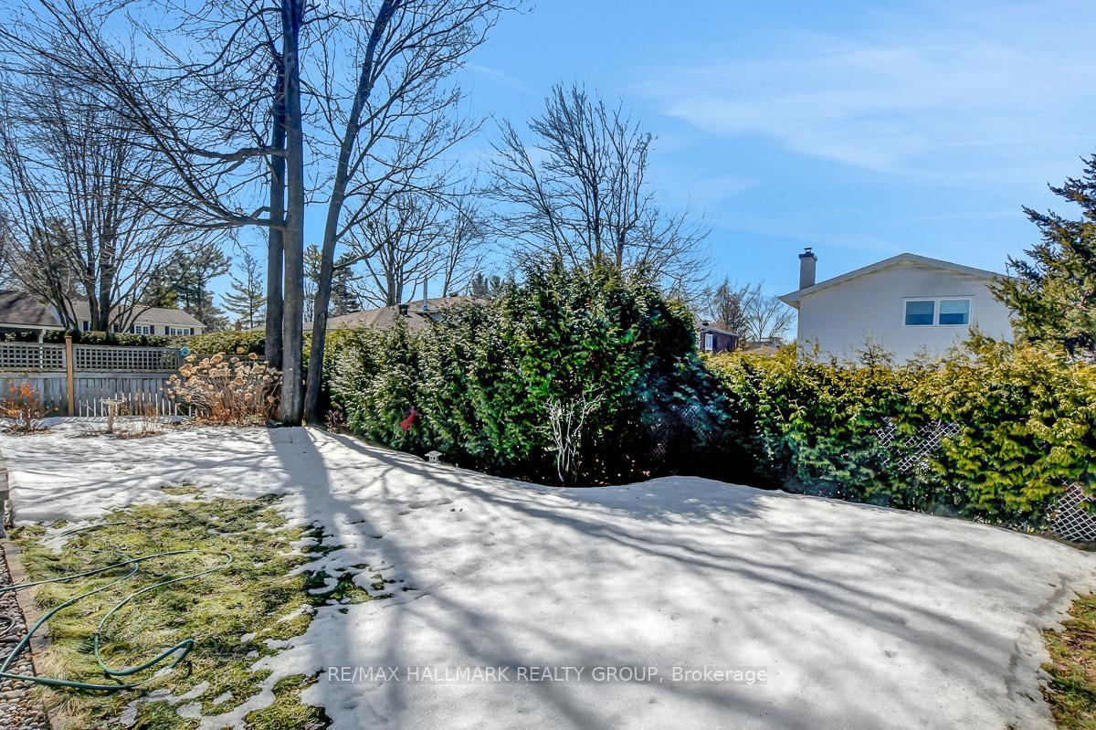 Photo 46 of 11 Wedgewood Crescent, Ottawa, Blackburn Hamlet — HOMEH
