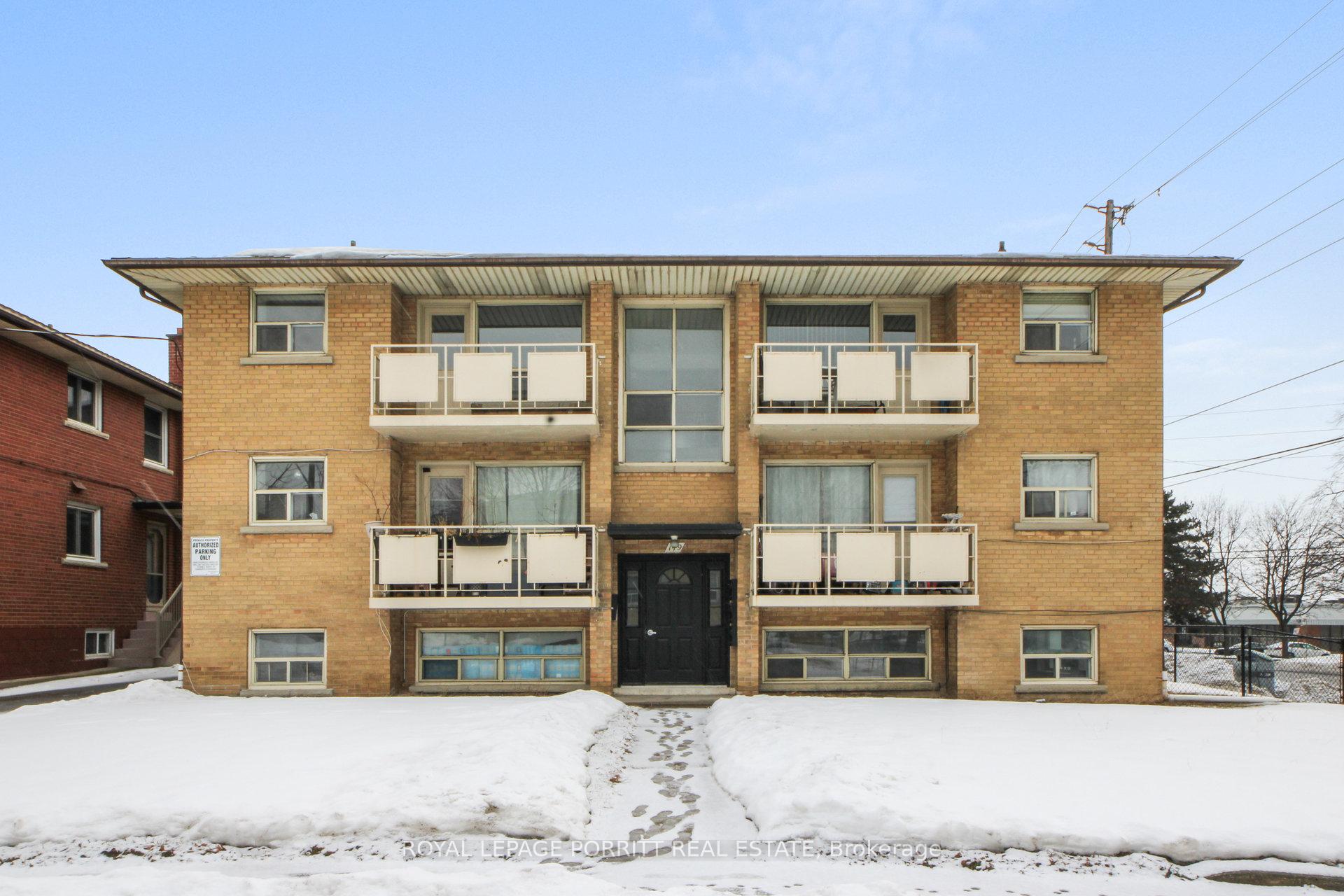 Front of Unit 1, 149 Alderbrae Avenue