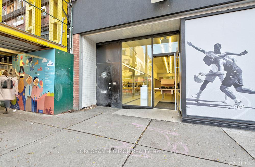 Front of Unit 4, 383 Queen Street W