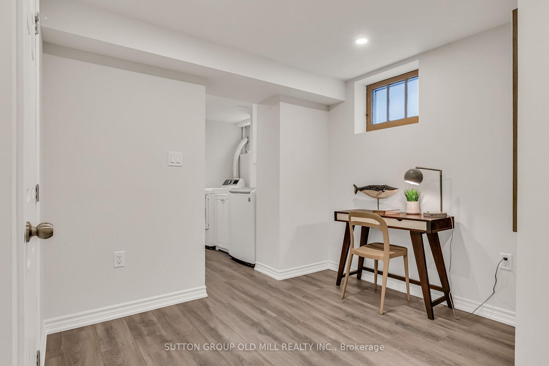 Photo 32 of 41 Fourth Street, Etobicoke, New Toronto — HOMEH