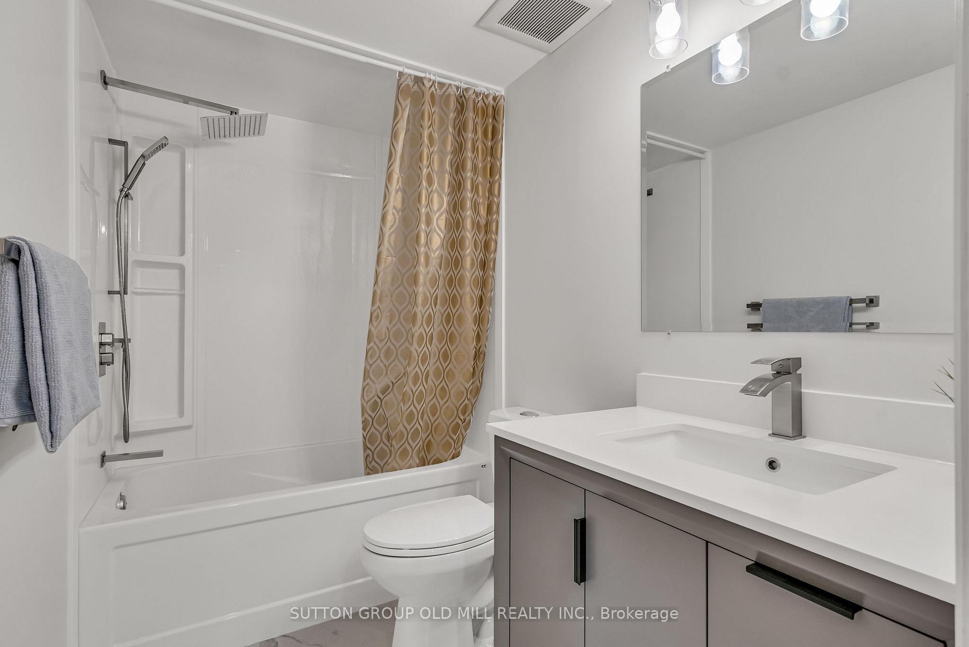 Photo 33 of 41 Fourth Street, Etobicoke, New Toronto — HOMEH