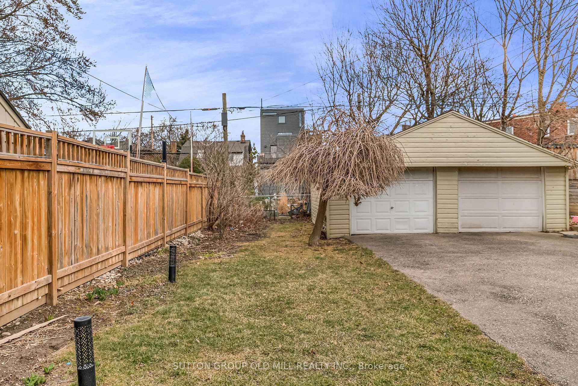 Photo 42 of 41 Fourth Street, Etobicoke, New Toronto — HOMEH