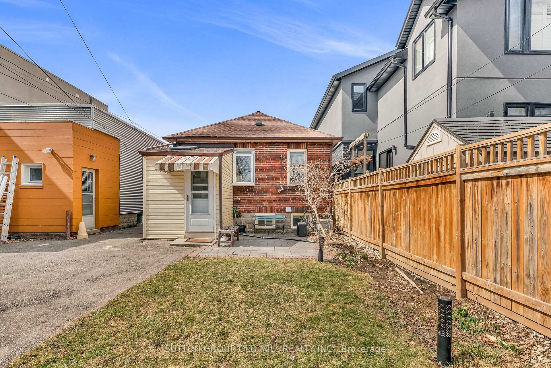 Photo 44 of 41 Fourth Street, Etobicoke, New Toronto — HOMEH