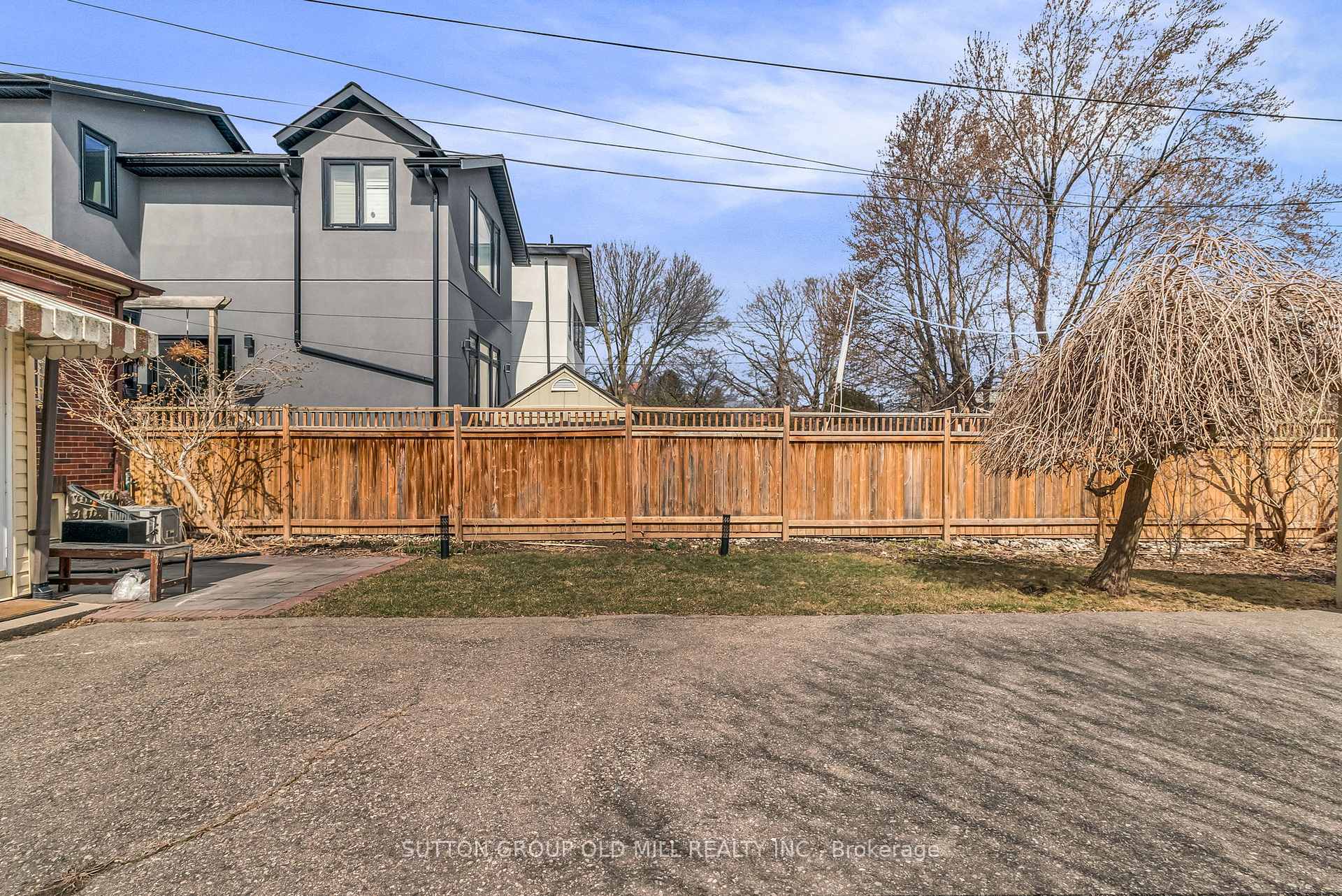 Photo 45 of 41 Fourth Street, Etobicoke, New Toronto — HOMEH