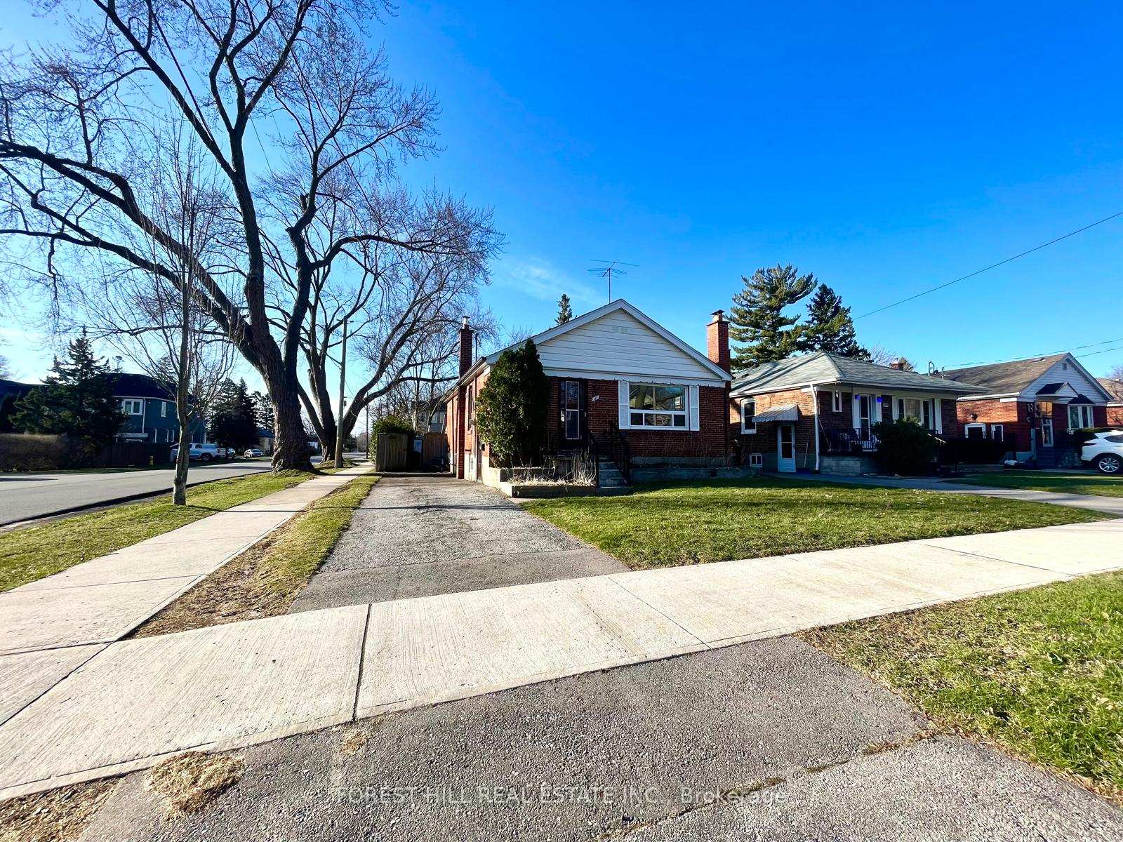 Photo 1 of 587 Horner Avenue, Etobicoke, Alderwood — HOMEH