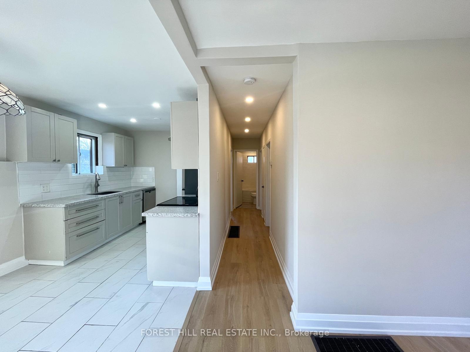 Photo 23 of 587 Horner Avenue, Etobicoke, Alderwood — HOMEH