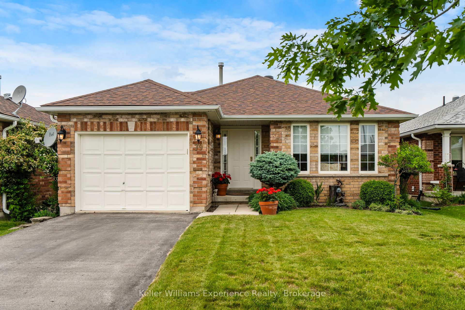 Photo 1 of 79 Sun King Crescent, Barrie, Innis-Shore — HOMEH