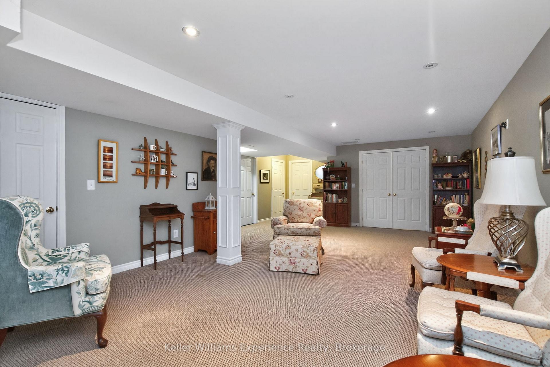 Photo 11 of 79 Sun King Crescent, Barrie, Innis-Shore — HOMEH