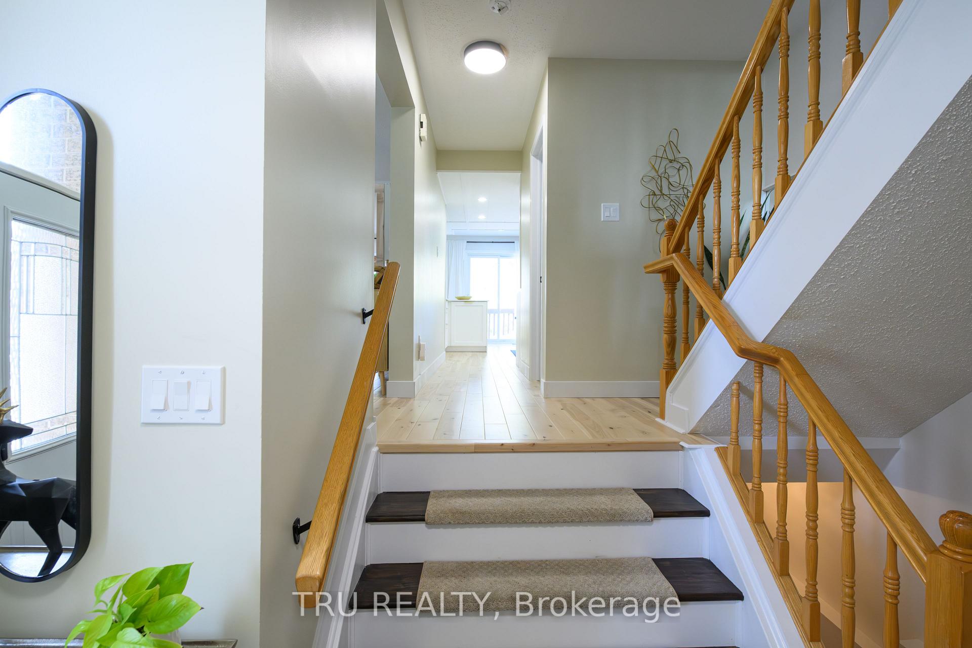 Photo 20 of 49 Florizel Avenue, Ottawa, Westcliffe Estates — HOMEH