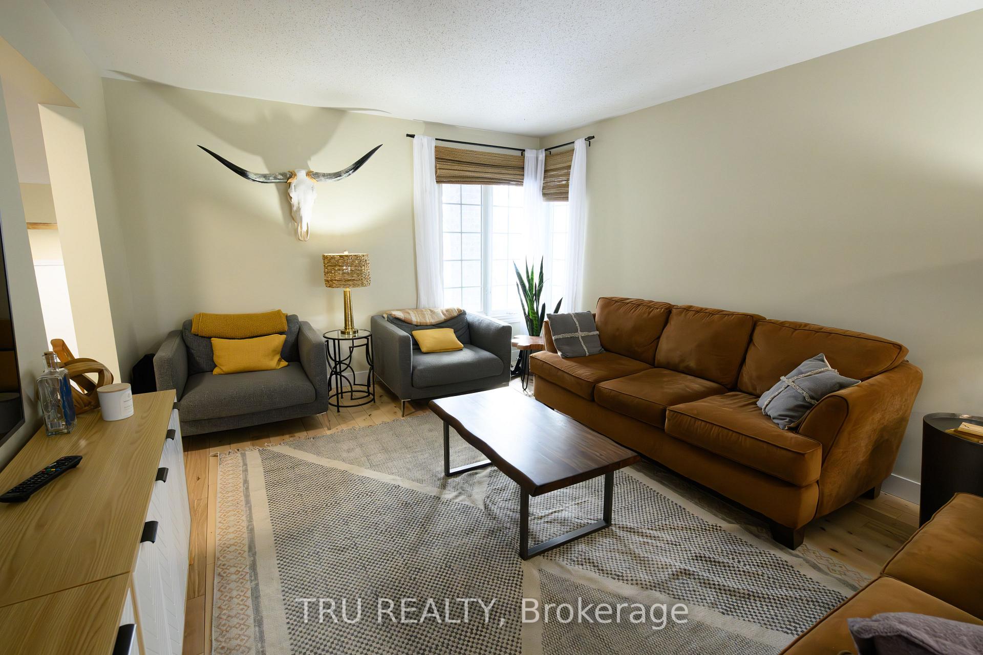 Photo 7 of 49 Florizel Avenue, Ottawa, Westcliffe Estates — HOMEH