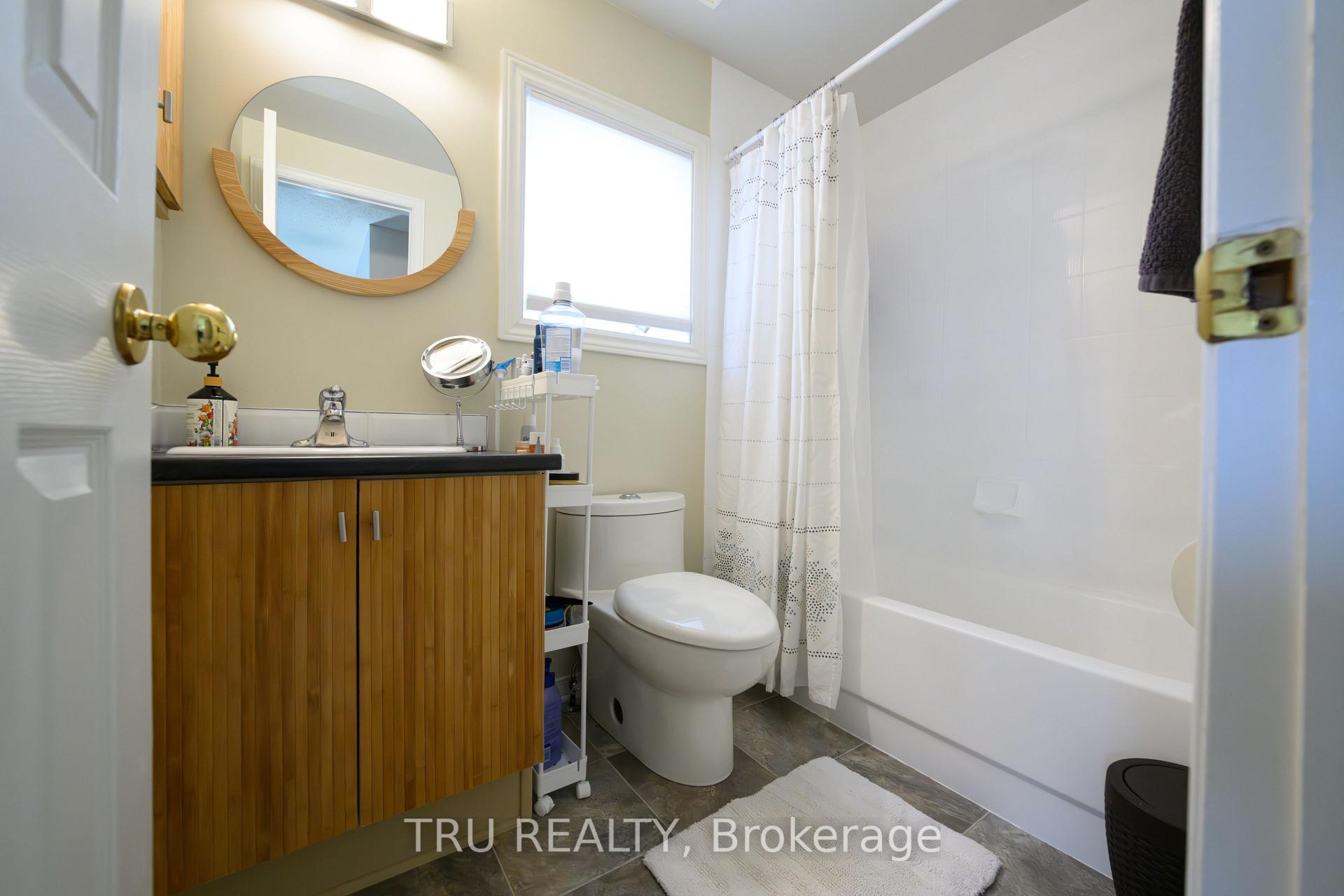 Photo 27 of 49 Florizel Avenue, Ottawa, Westcliffe Estates — HOMEH