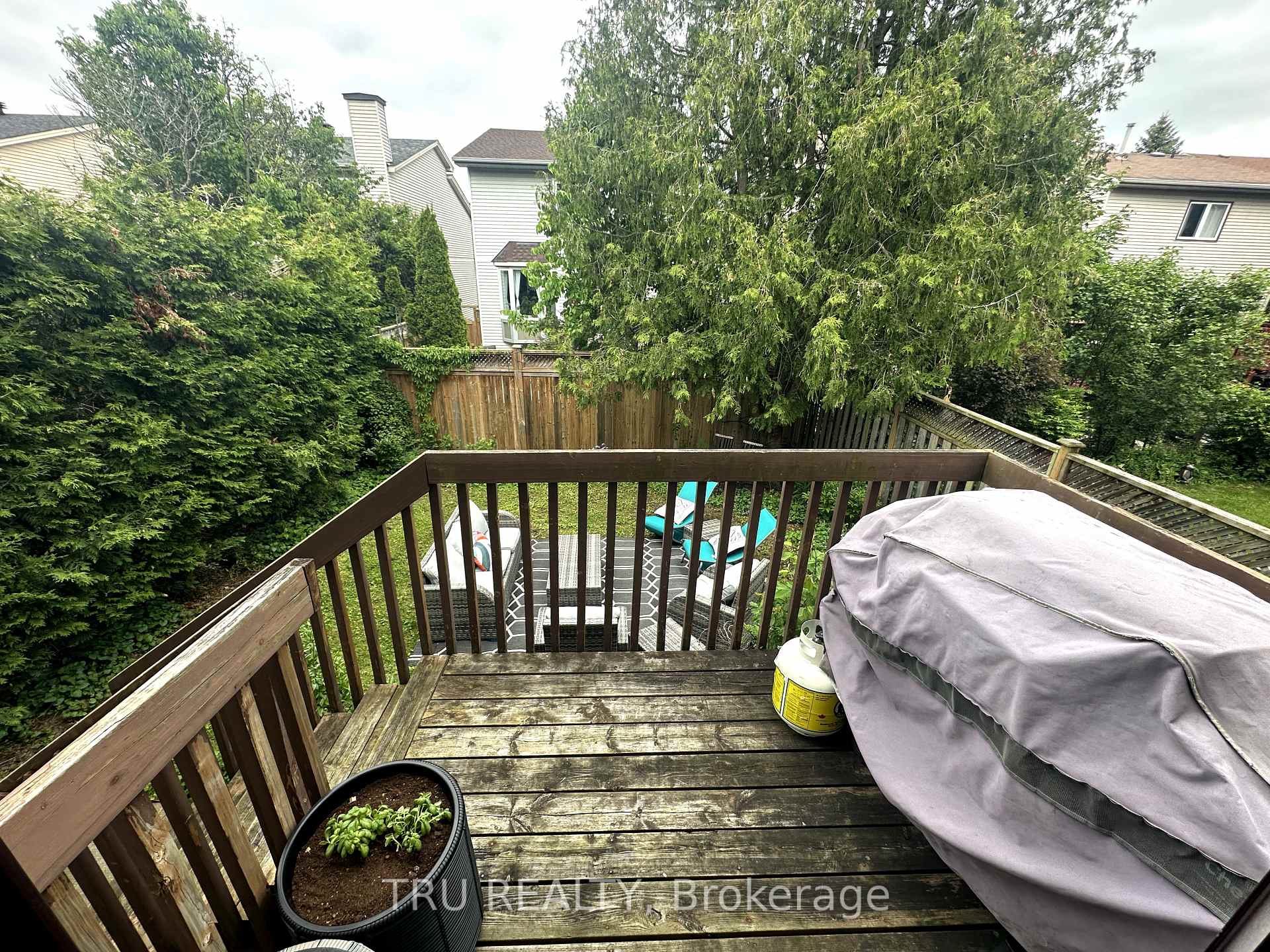 Photo 30 of 49 Florizel Avenue, Ottawa, Westcliffe Estates — HOMEH