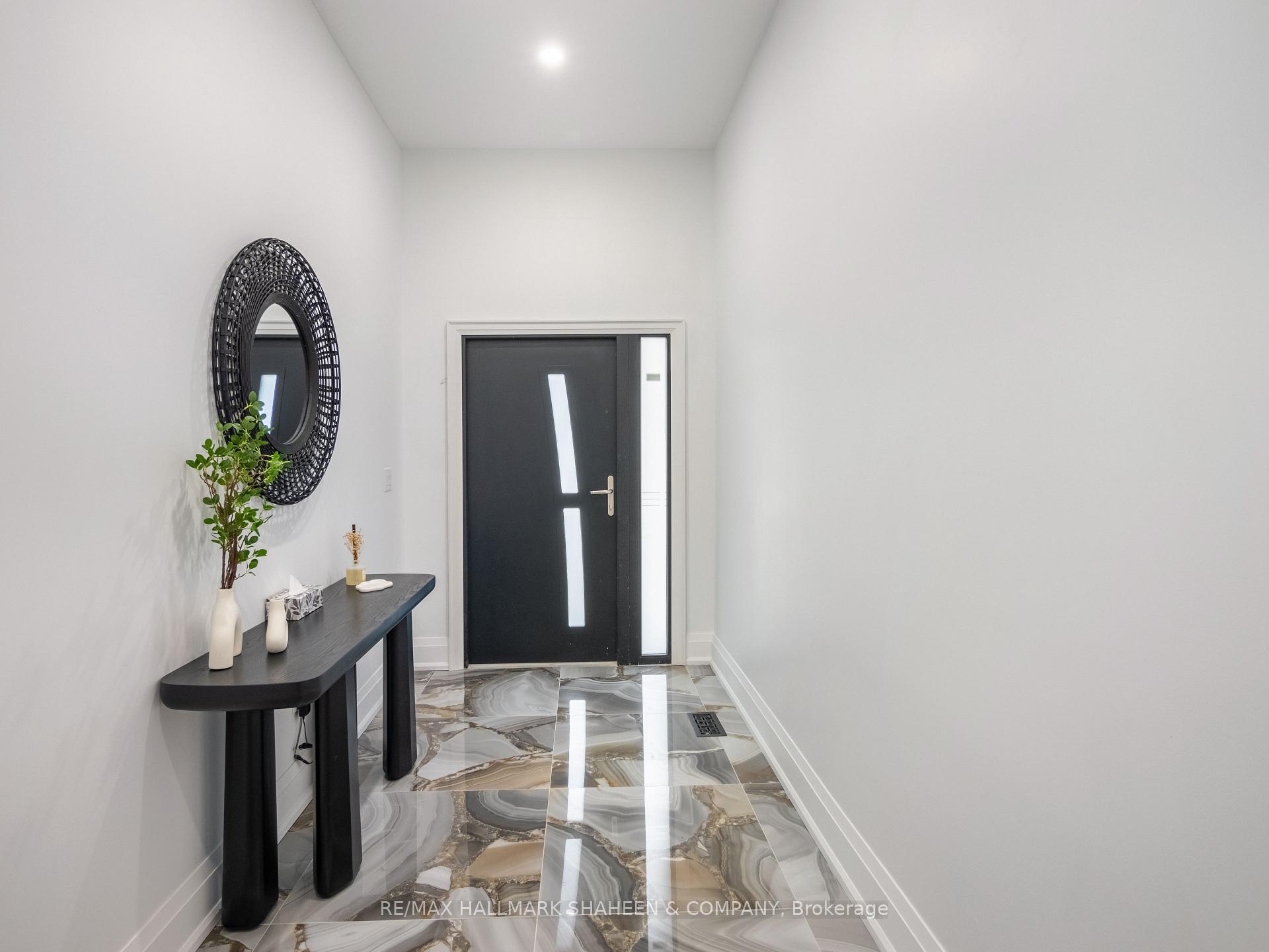 Photo 26 of Unit B, 357 Euclid Avenue, Toronto, Trinity-Bellwoods — HOMEH
