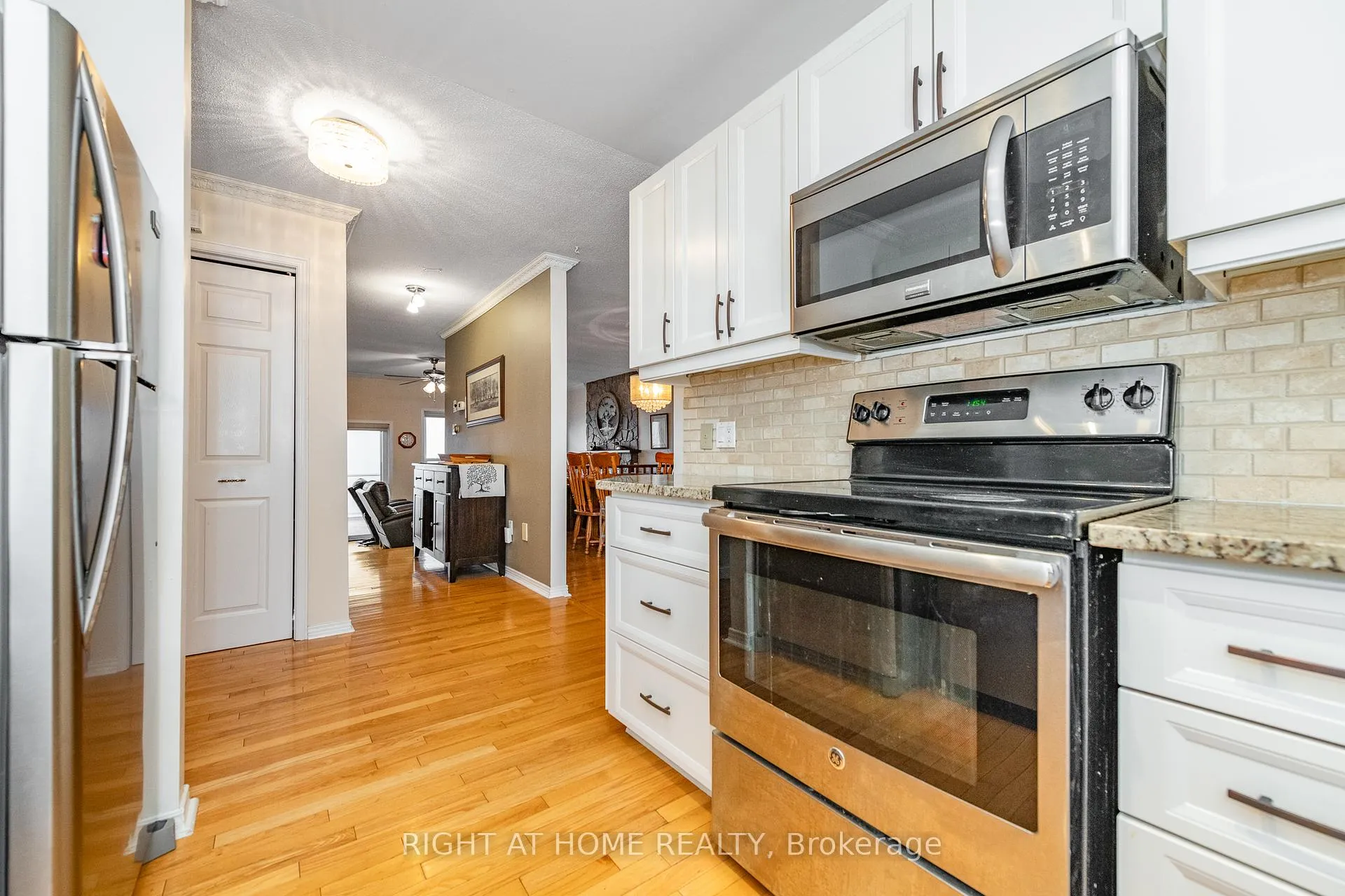 Photo 11 of 3442 9th Line, Beckwith, Beckwith Twp — HOMEH