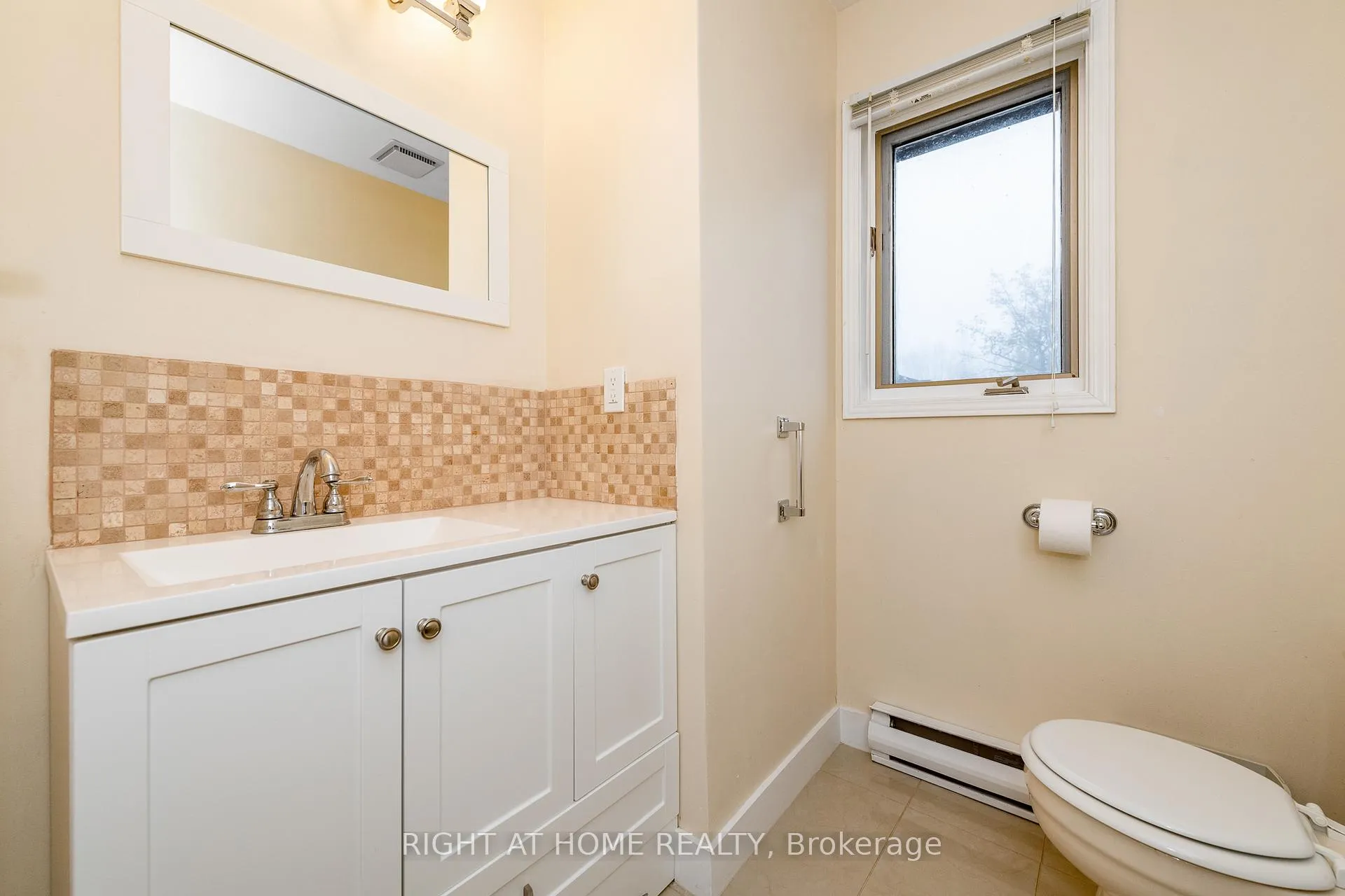 Photo 32 of 3442 9th Line, Beckwith, Beckwith Twp — HOMEH