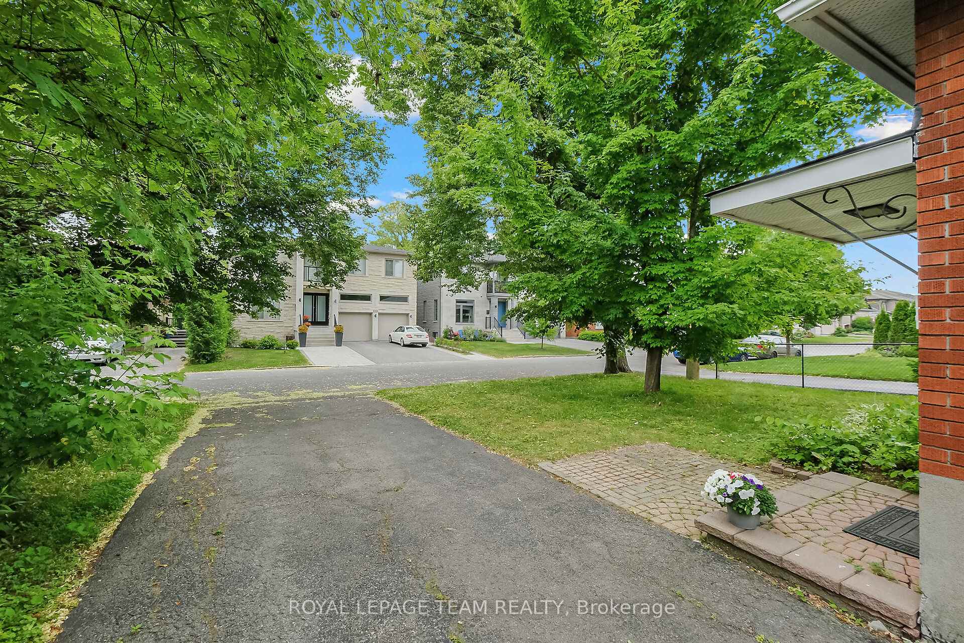 Photo 5 of 2218 Prospect Avenue, Ottawa, Alta Vista — HOMEH