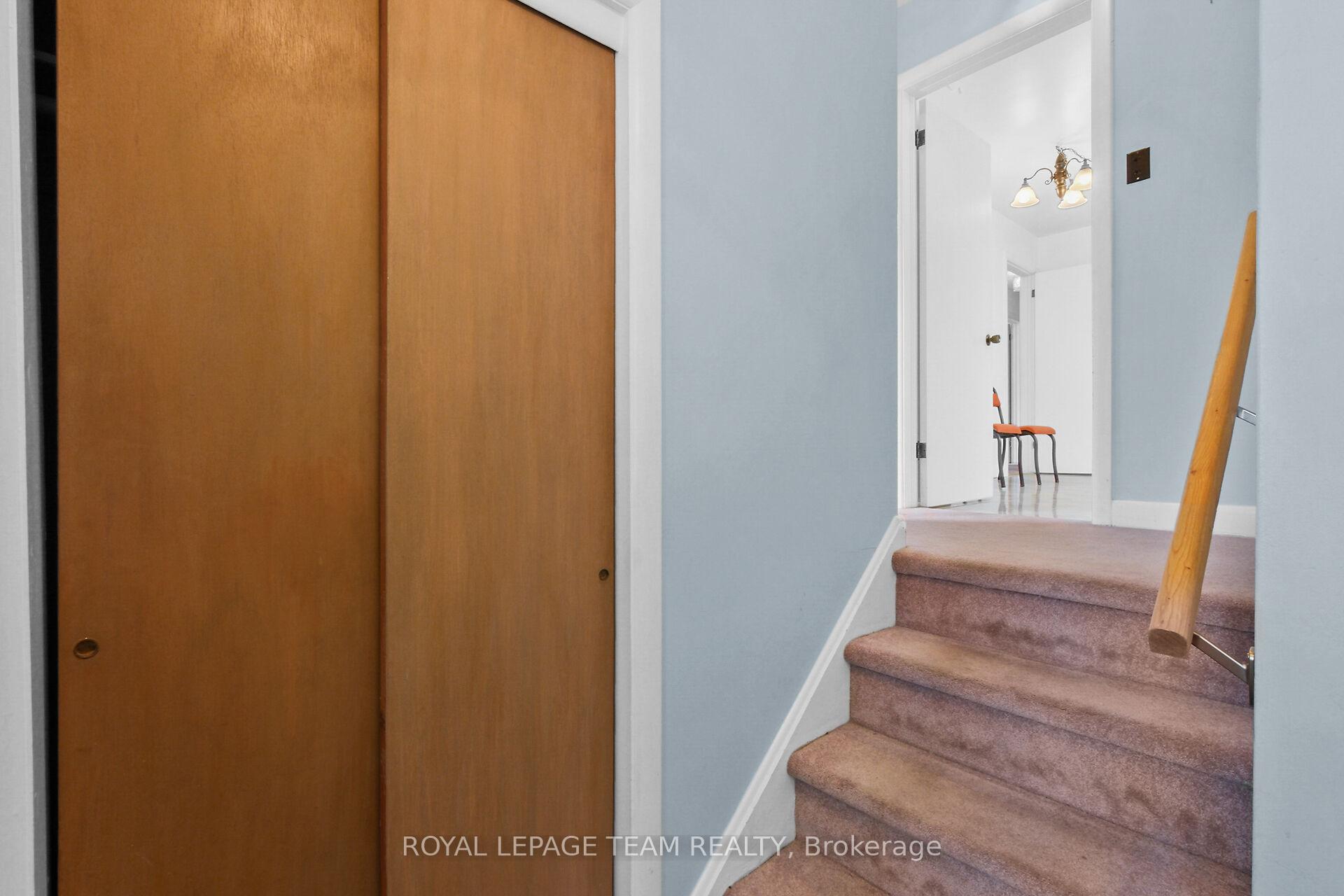 Photo 6 of 2218 Prospect Avenue, Ottawa, Alta Vista — HOMEH