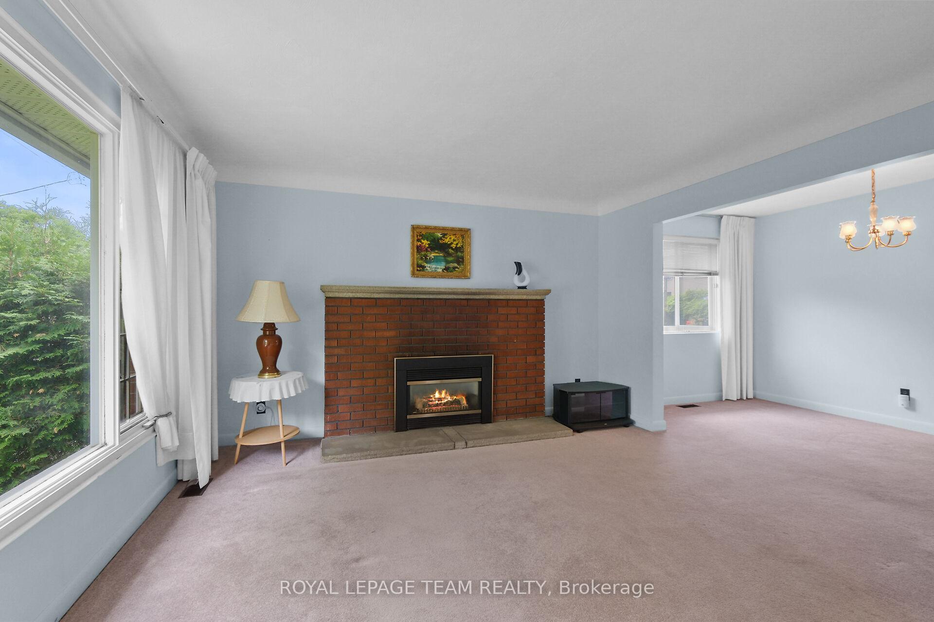 Photo 7 of 2218 Prospect Avenue, Ottawa, Alta Vista — HOMEH