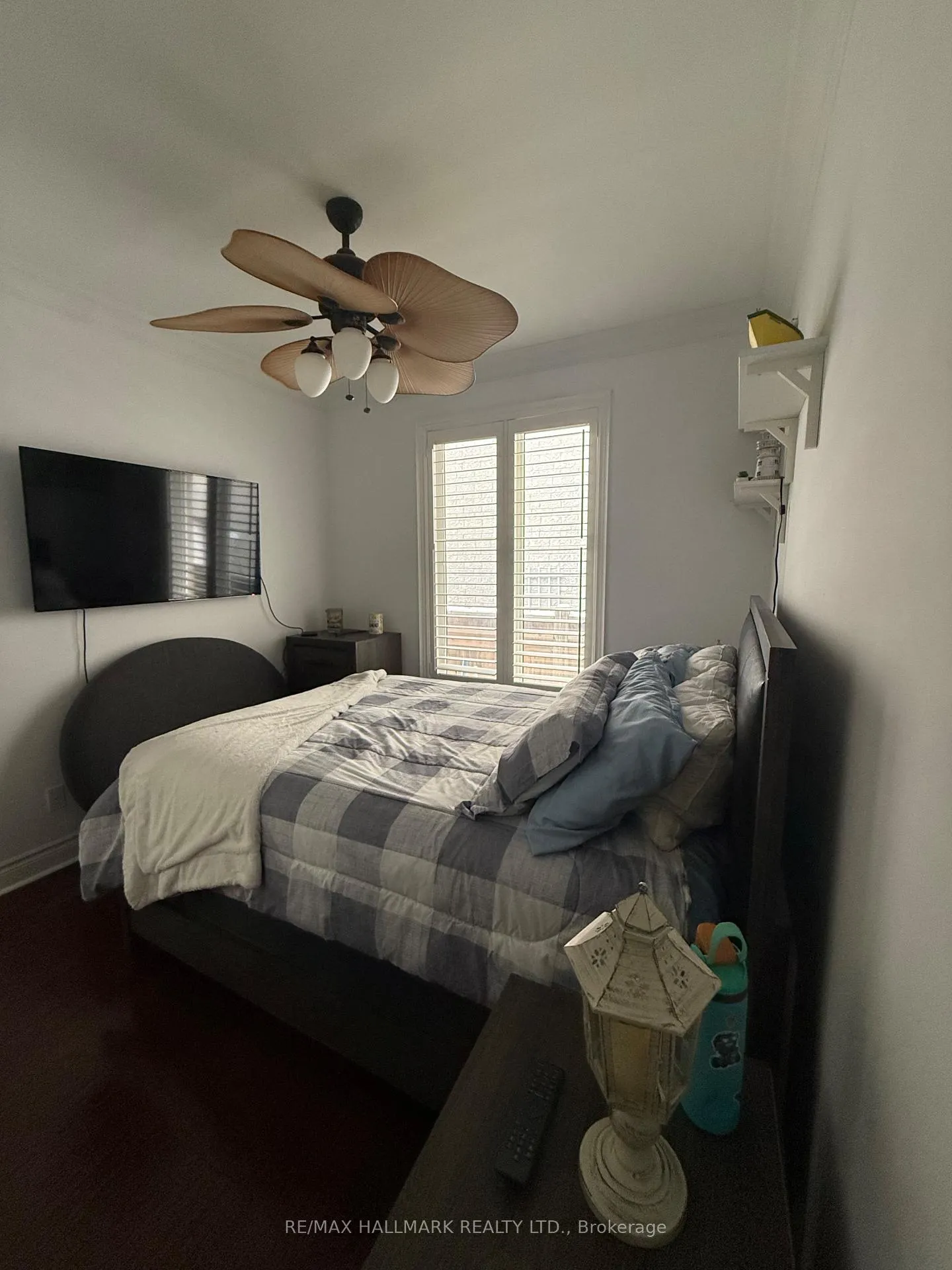Photo 14 of 220 Tonner Crescent, Aurora, Bayview Northeast — HOMEH