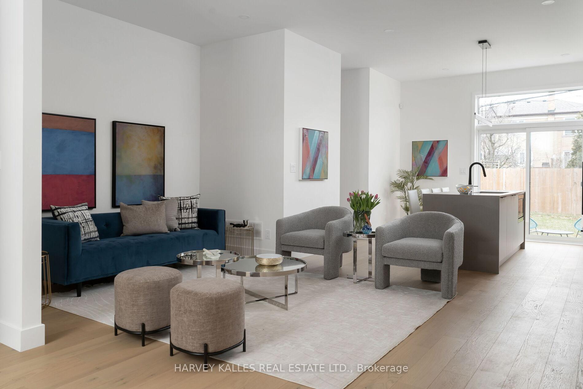 Photo 7 of 30 Roseland Drive, Etobicoke, Alderwood — HOMEH