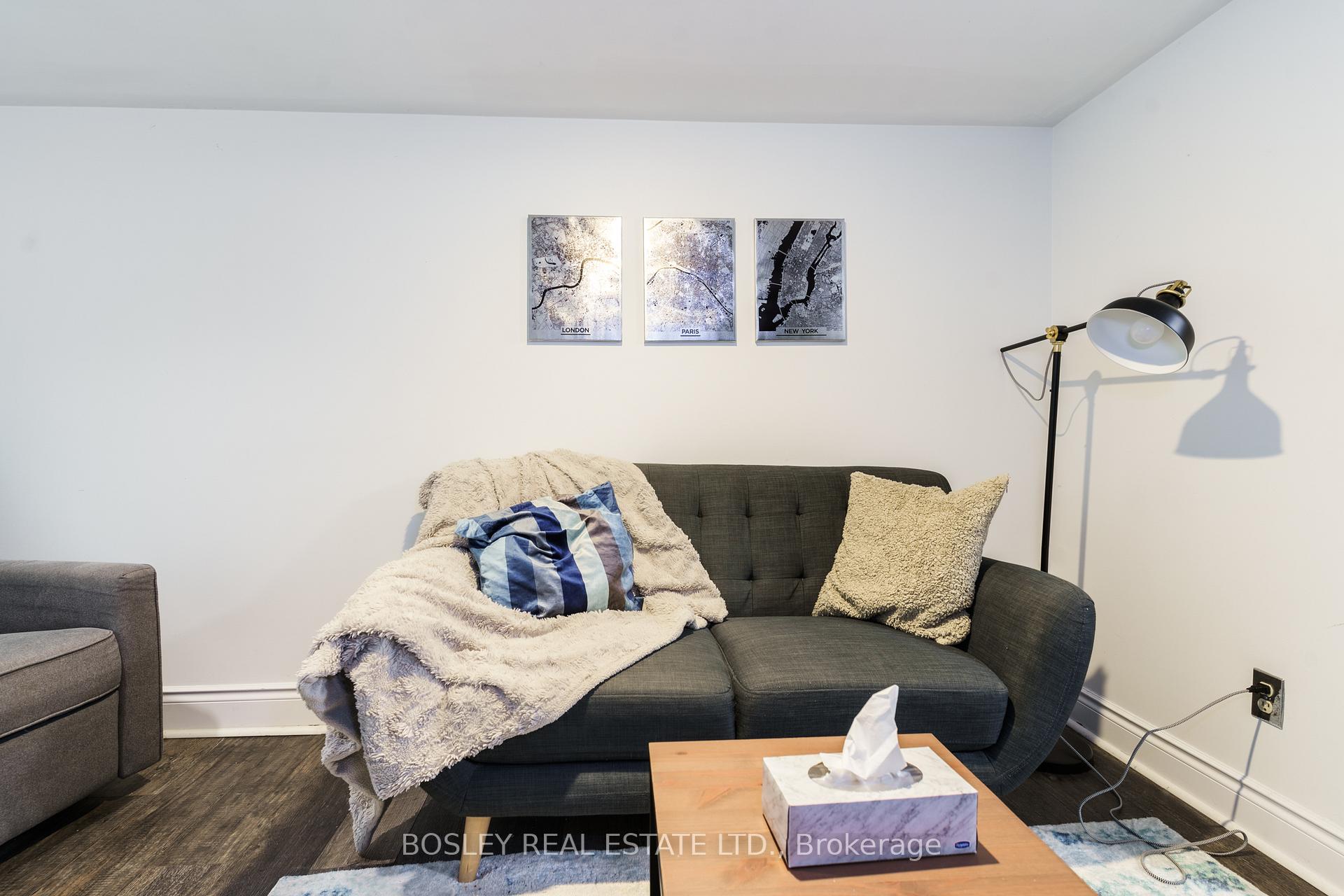 Photo 3 of Unit Lower, 156 Sheridan Avenue, Toronto, Little Portugal — HOMEH