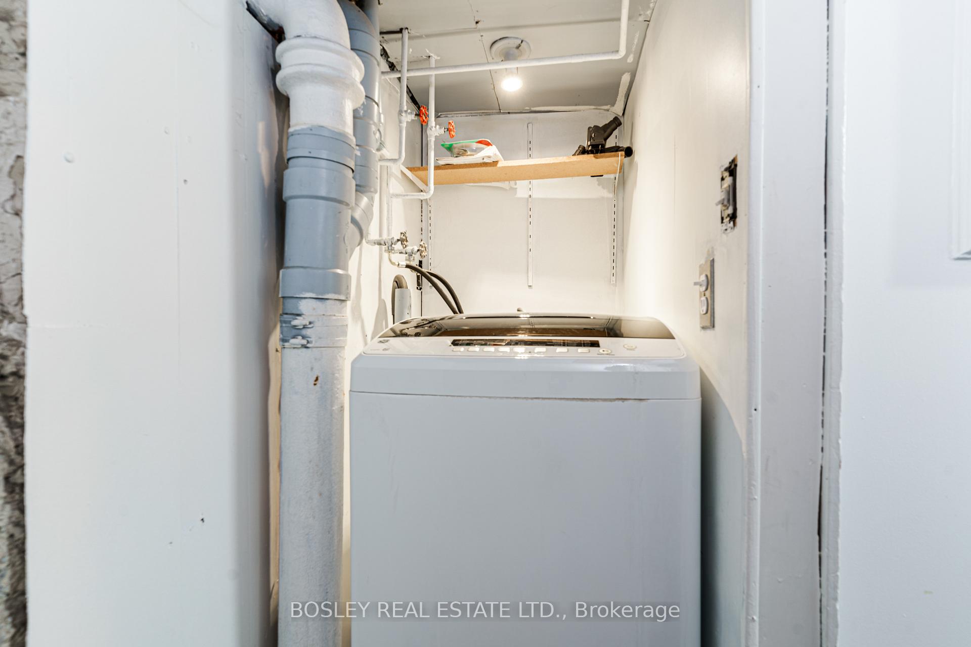 Photo 7 of Unit Lower, 156 Sheridan Avenue, Toronto, Little Portugal — HOMEH