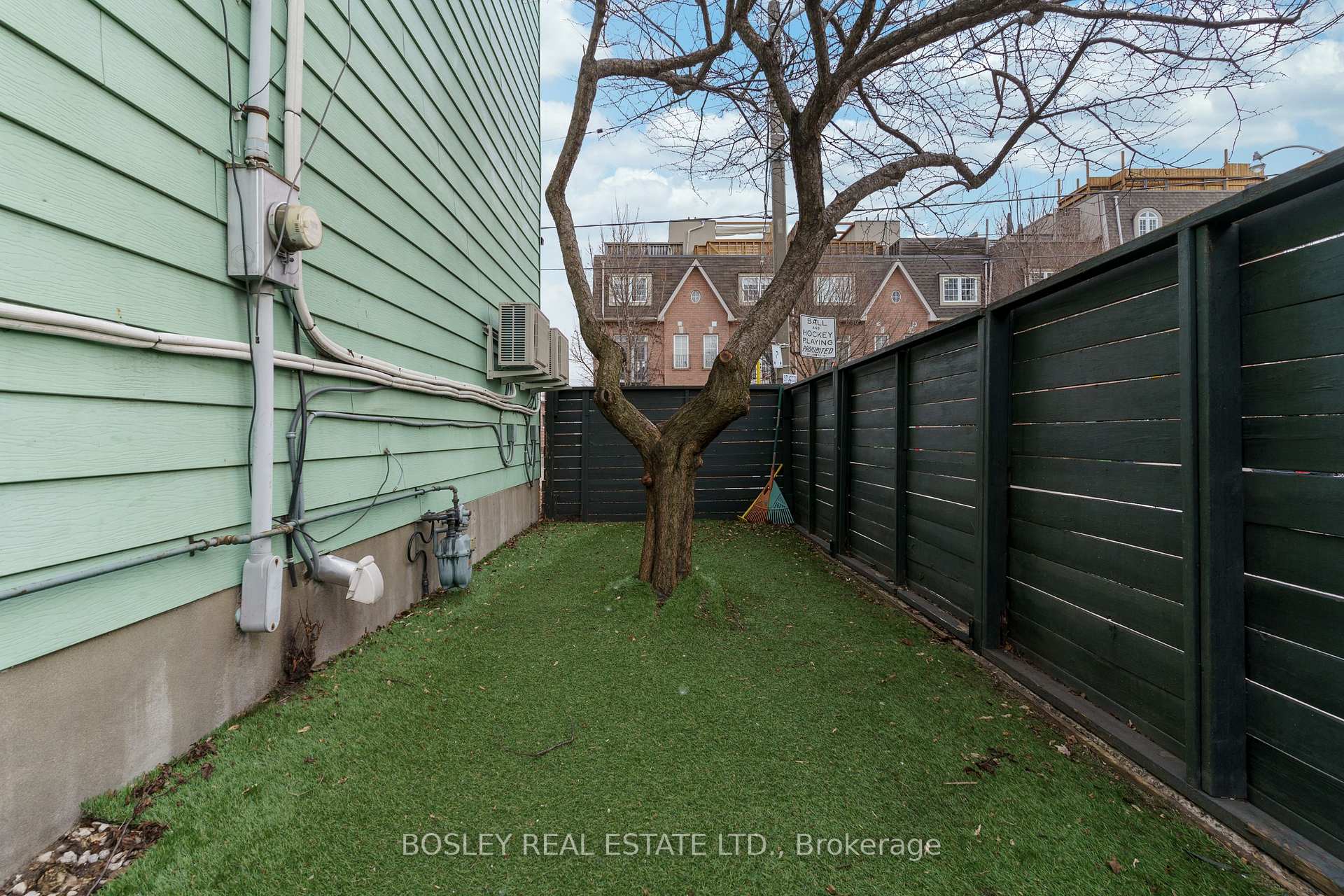 Photo 20 of Unit Lower, 156 Sheridan Avenue, Toronto, Little Portugal — HOMEH