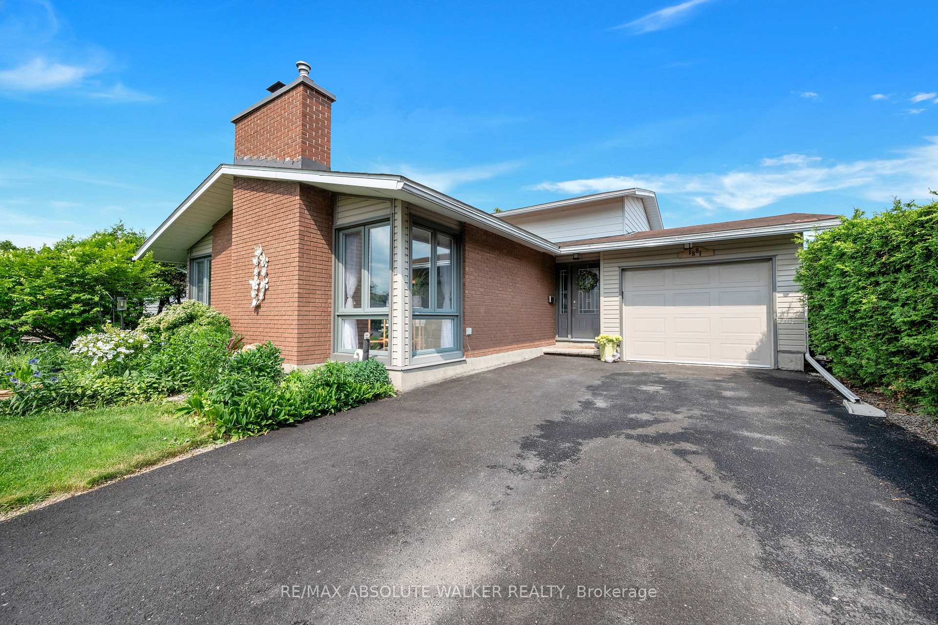 Photo 1 of 1881 Greenacre Crescent, Ottawa, Beacon Hill South — HOMEH