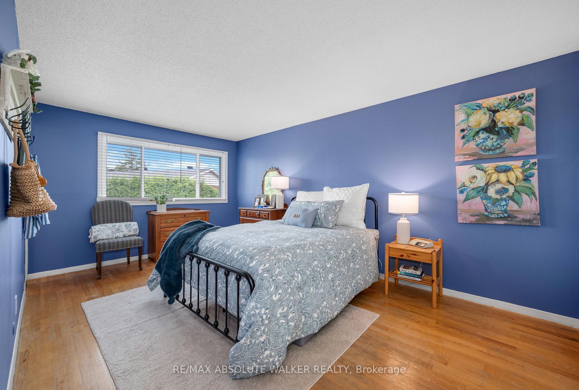 Photo 16 of 1881 Greenacre Crescent, Ottawa, Beacon Hill South — HOMEH