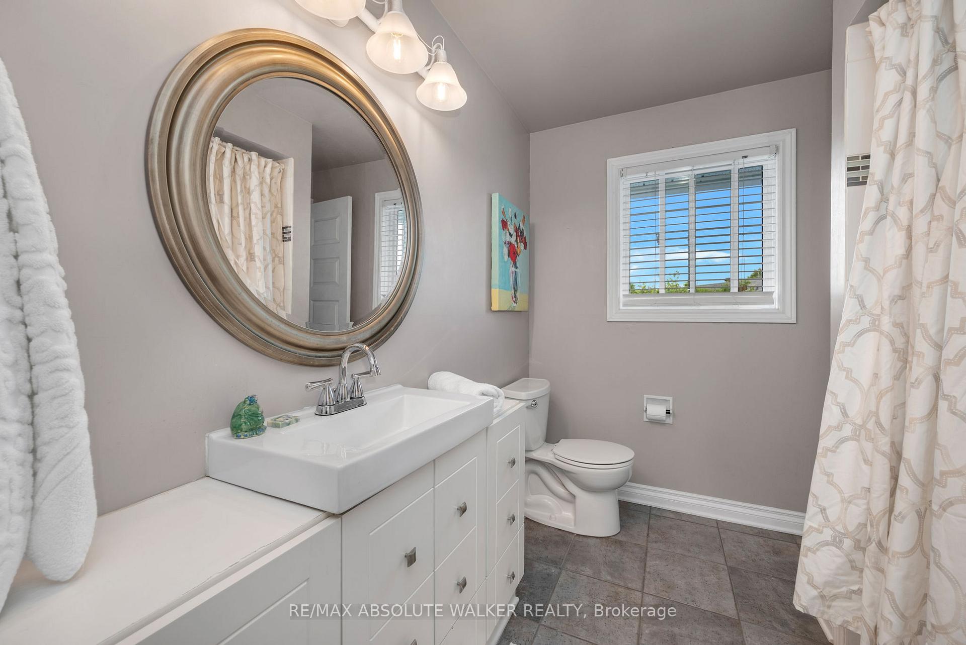 Photo 20 of 1881 Greenacre Crescent, Ottawa, Beacon Hill South — HOMEH