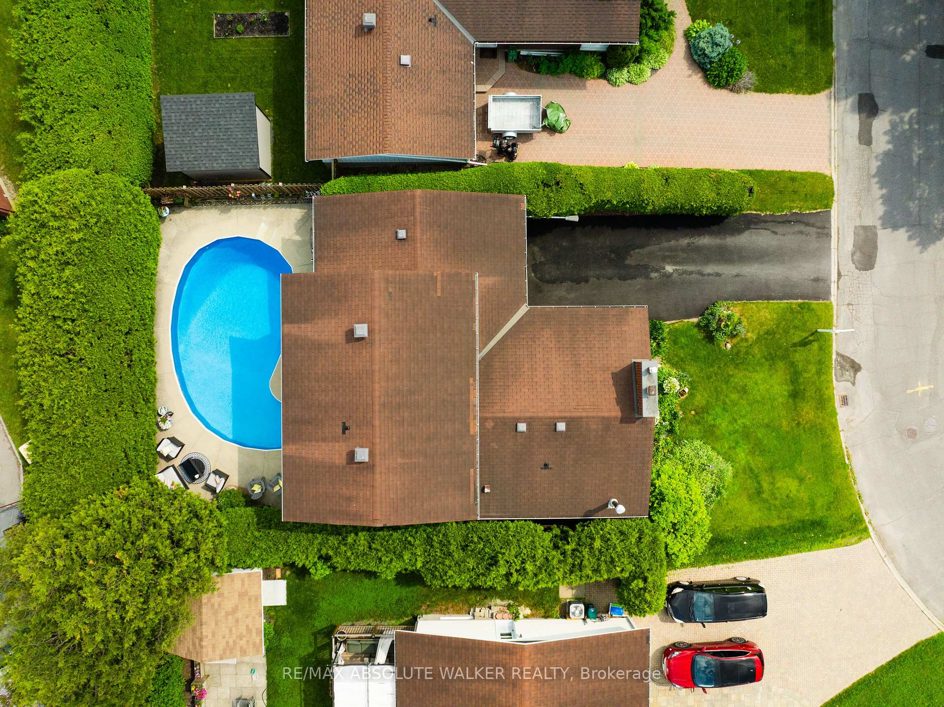 Photo 31 of 1881 Greenacre Crescent, Ottawa, Beacon Hill South — HOMEH