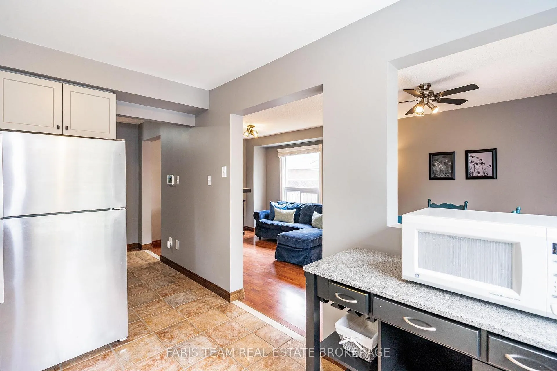 Photo 10 of 230 Kozlov Street, Barrie, West Bayfield — HOMEH