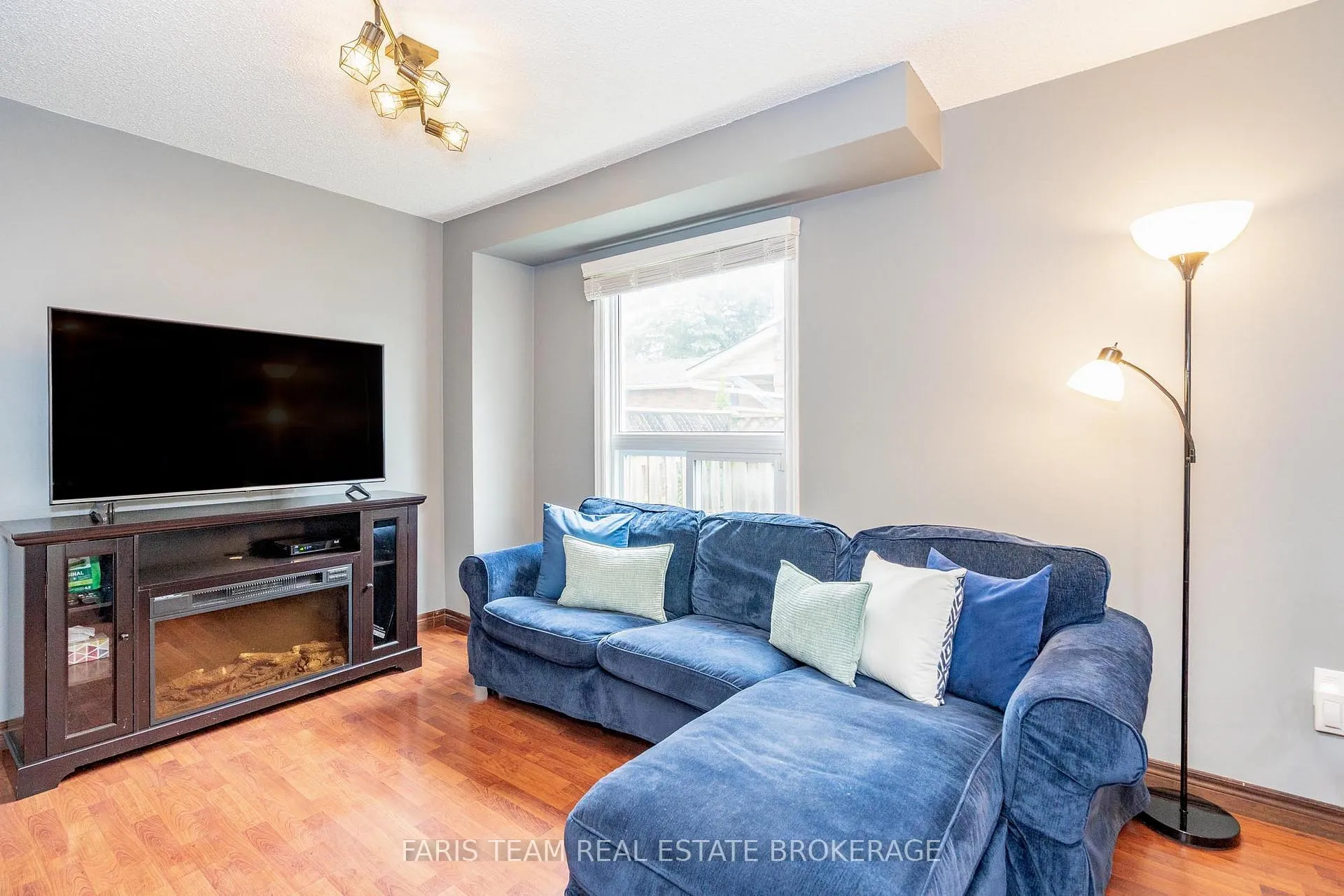 Photo 14 of 230 Kozlov Street, Barrie, West Bayfield — HOMEH