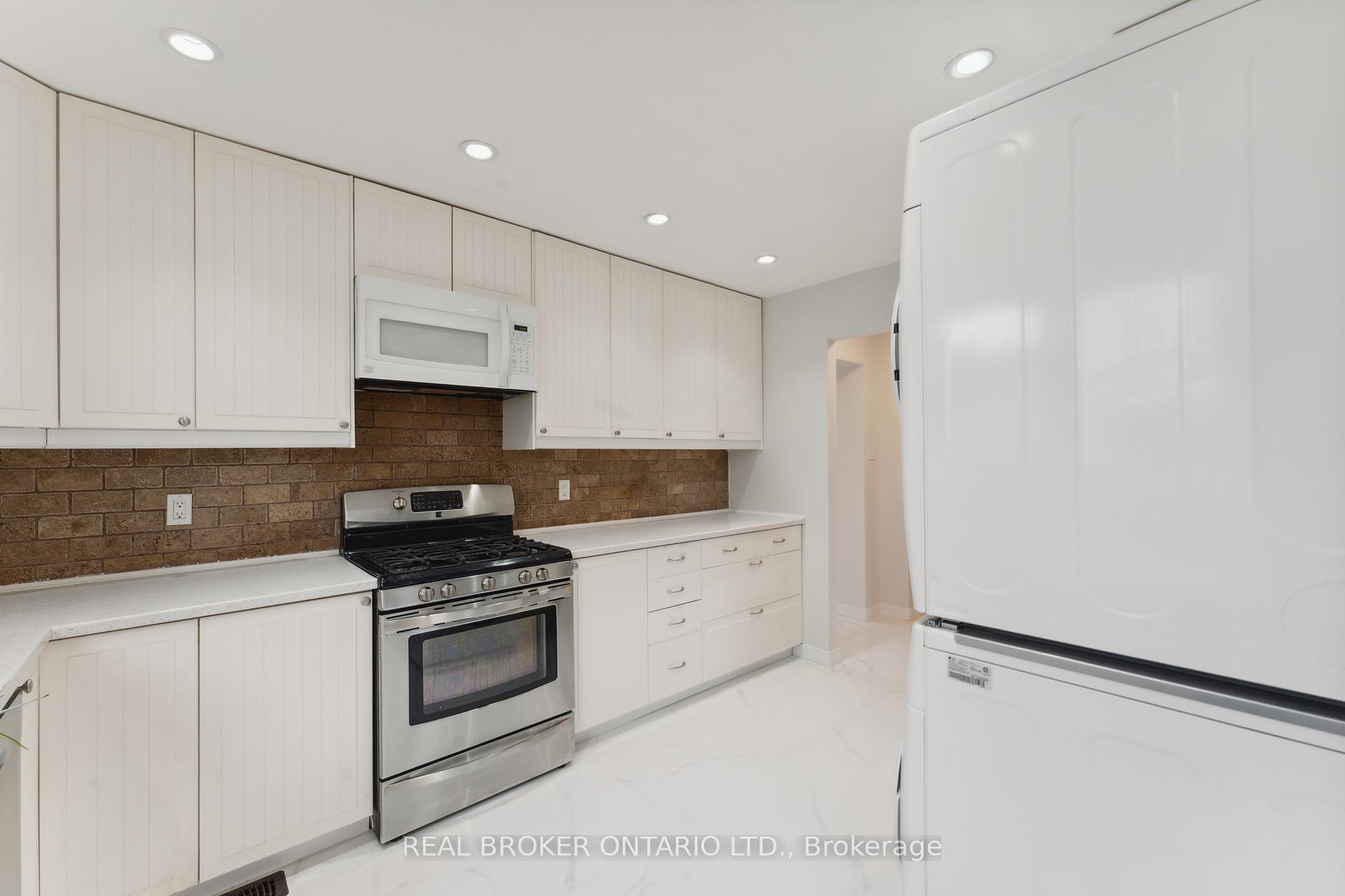 Photo 14 of 125 Priam Way, Ottawa, Westcliffe Estates — HOMEH