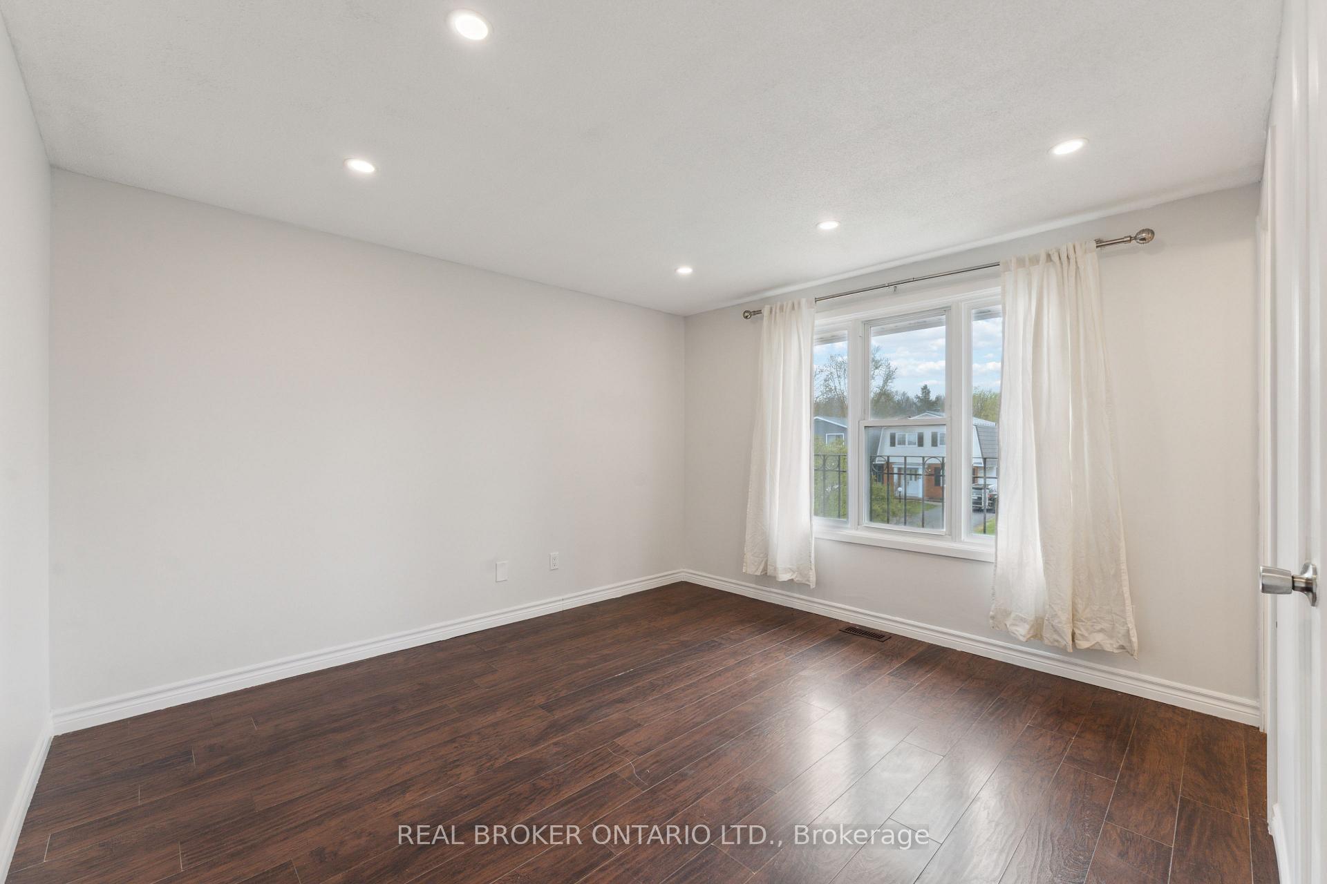 Photo 21 of 125 Priam Way, Ottawa, Westcliffe Estates — HOMEH