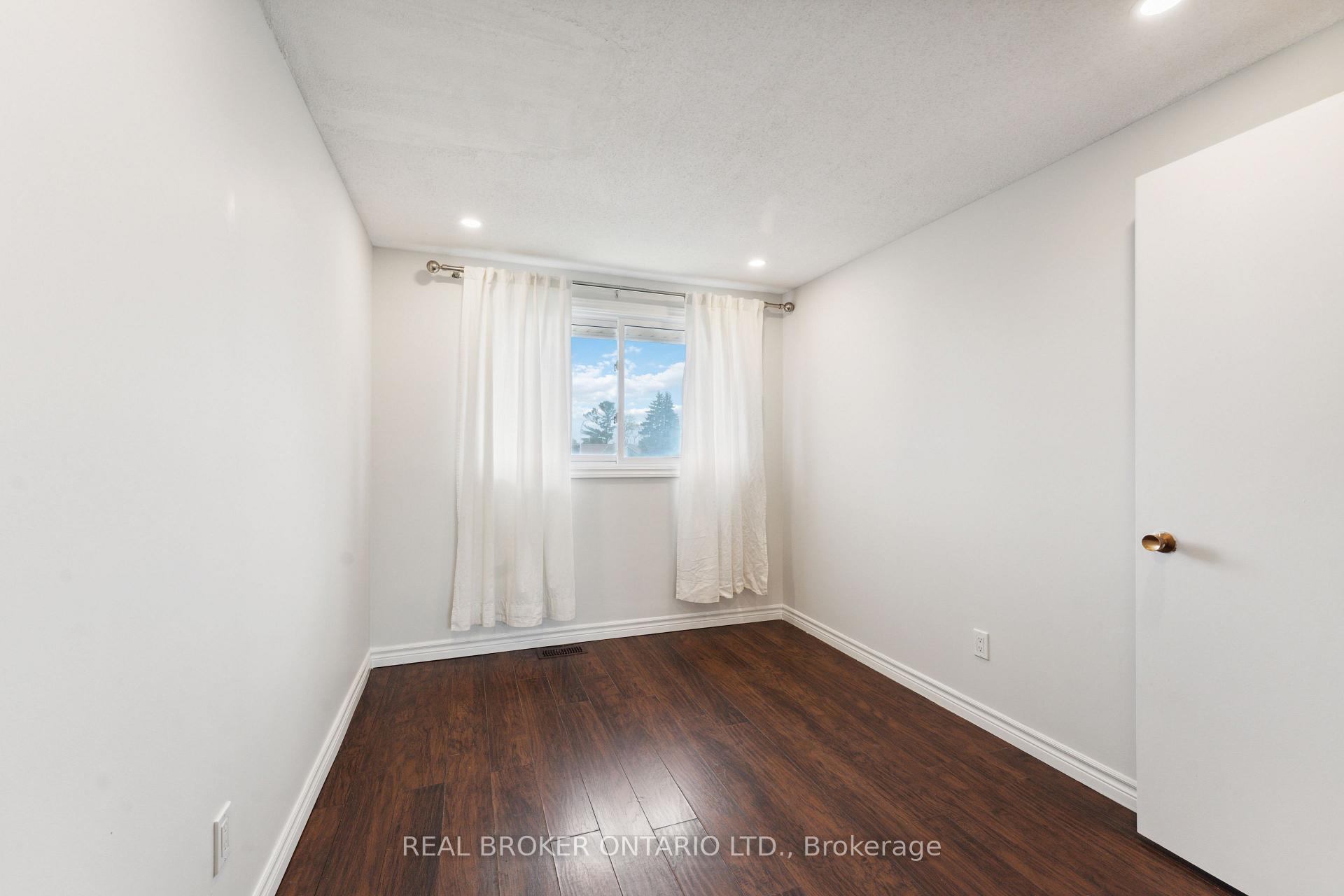 Photo 35 of 125 Priam Way, Ottawa, Westcliffe Estates — HOMEH