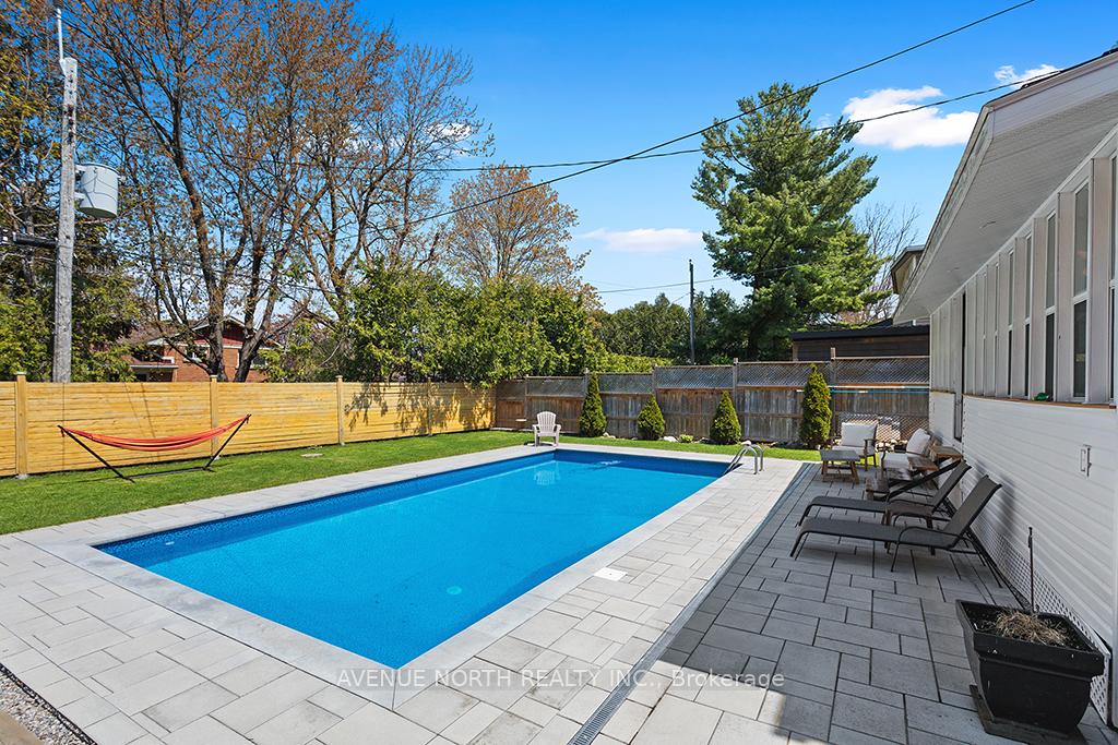 Photo 2 of 639 Chadburn Avenue, Ottawa, Riverview Park — HOMEH