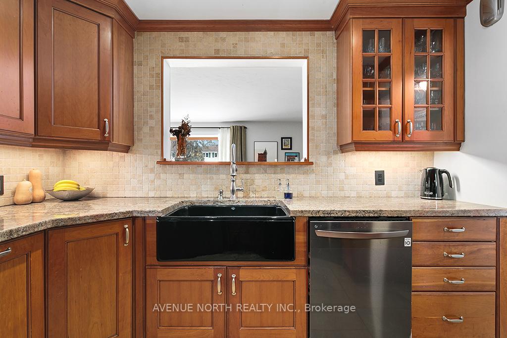 Photo 15 of 639 Chadburn Avenue, Ottawa, Riverview Park — HOMEH
