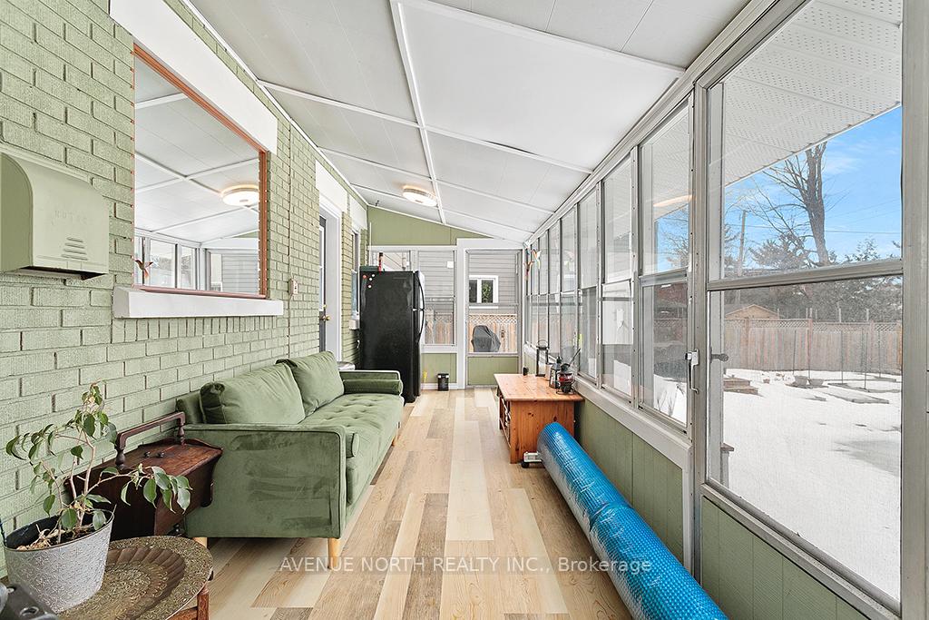 Photo 9 of 639 Chadburn Avenue, Ottawa, Riverview Park — HOMEH