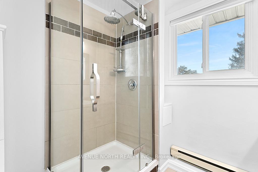 Photo 20 of 639 Chadburn Avenue, Ottawa, Riverview Park — HOMEH