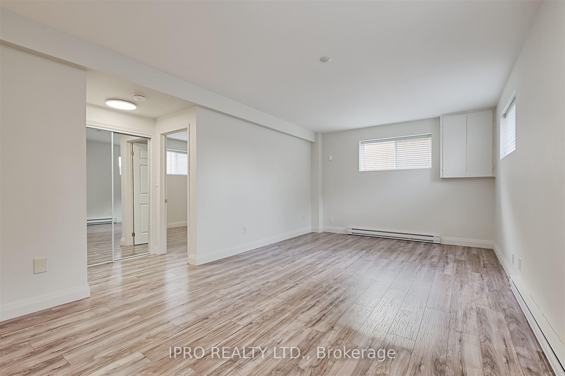 Photo 14 of 657 Evans Avenue, Etobicoke, Alderwood — HOMEH