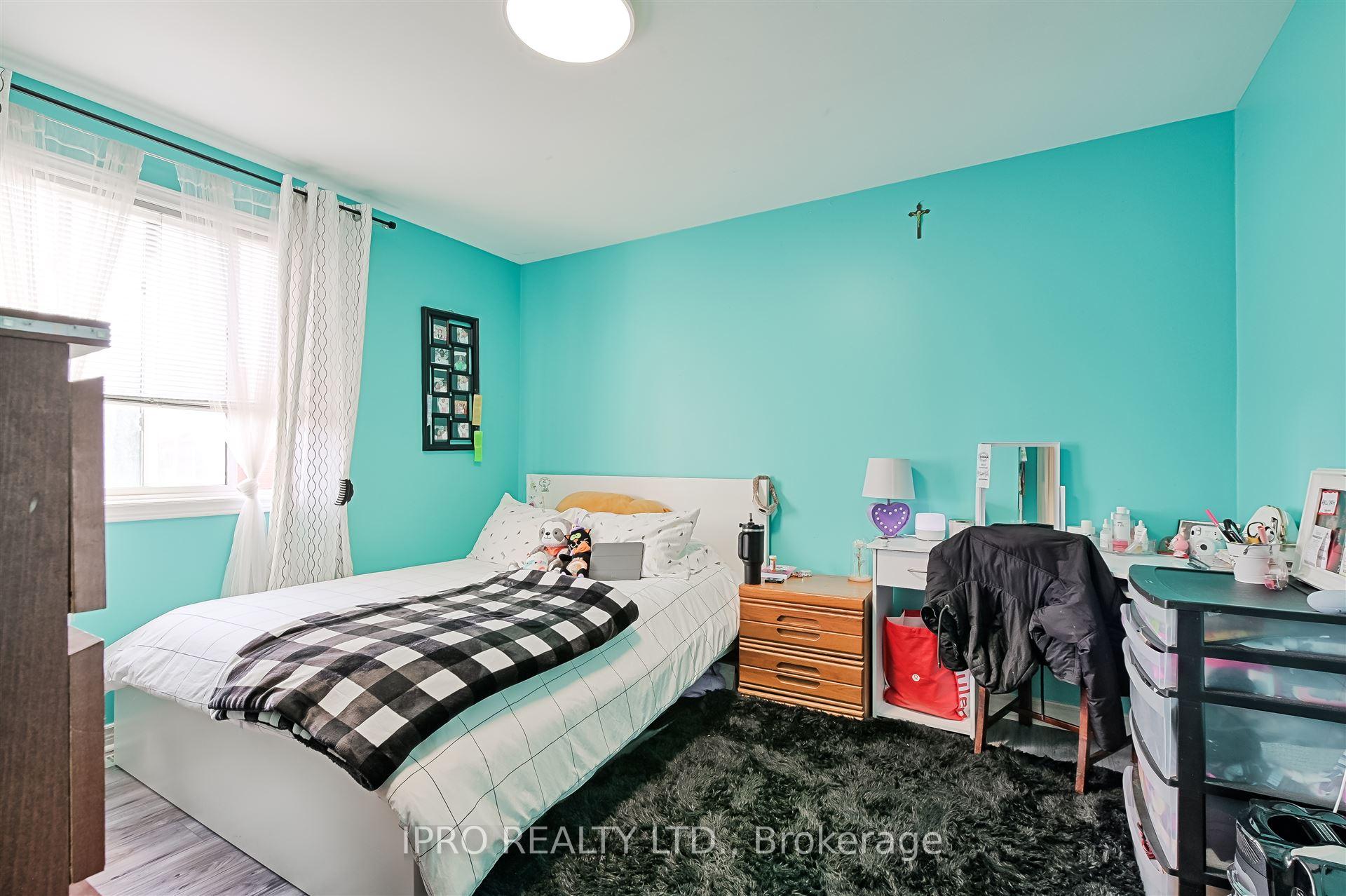 Photo 20 of 657 Evans Avenue, Etobicoke, Alderwood — HOMEH