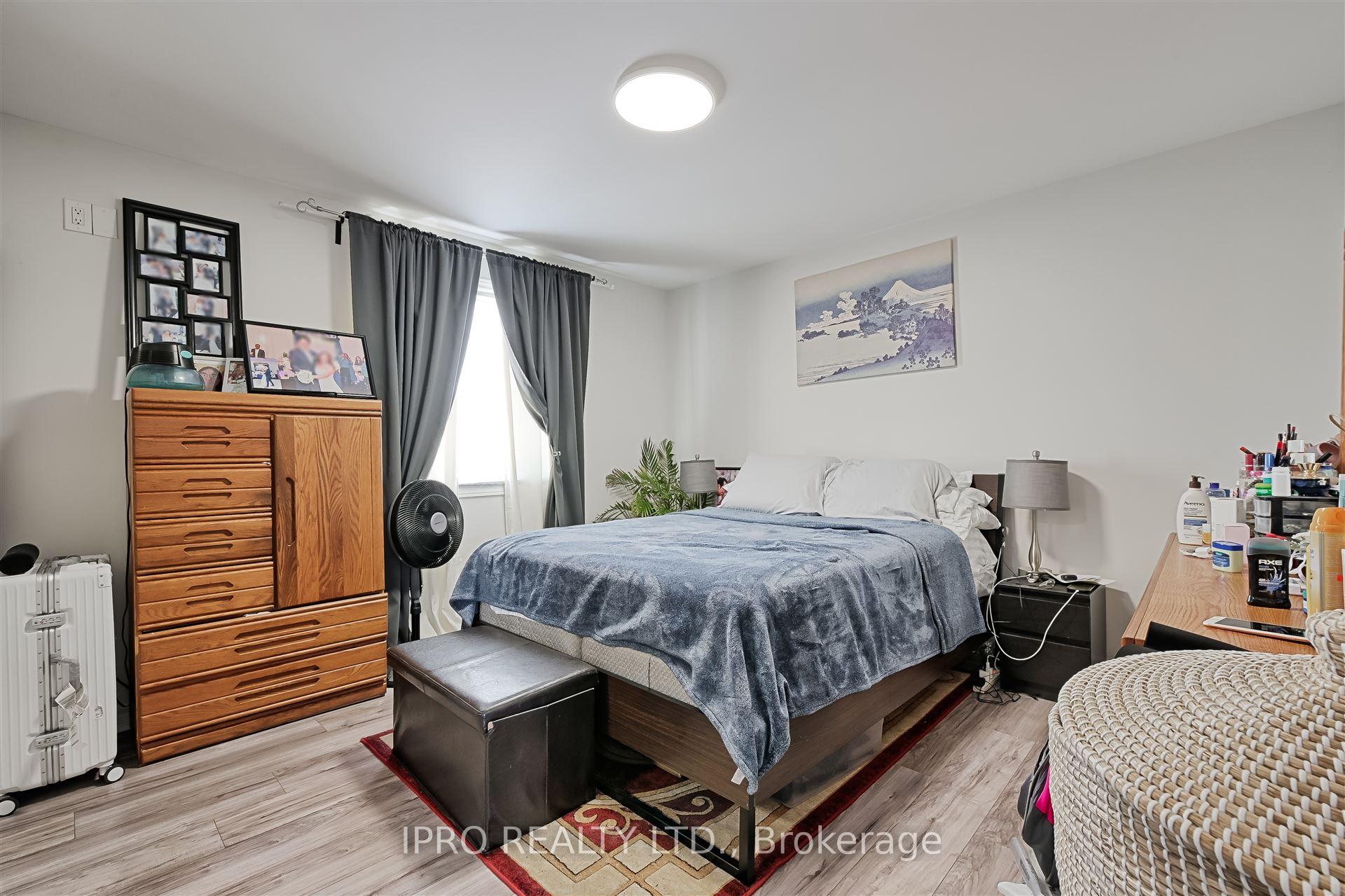 Photo 22 of 657 Evans Avenue, Etobicoke, Alderwood — HOMEH