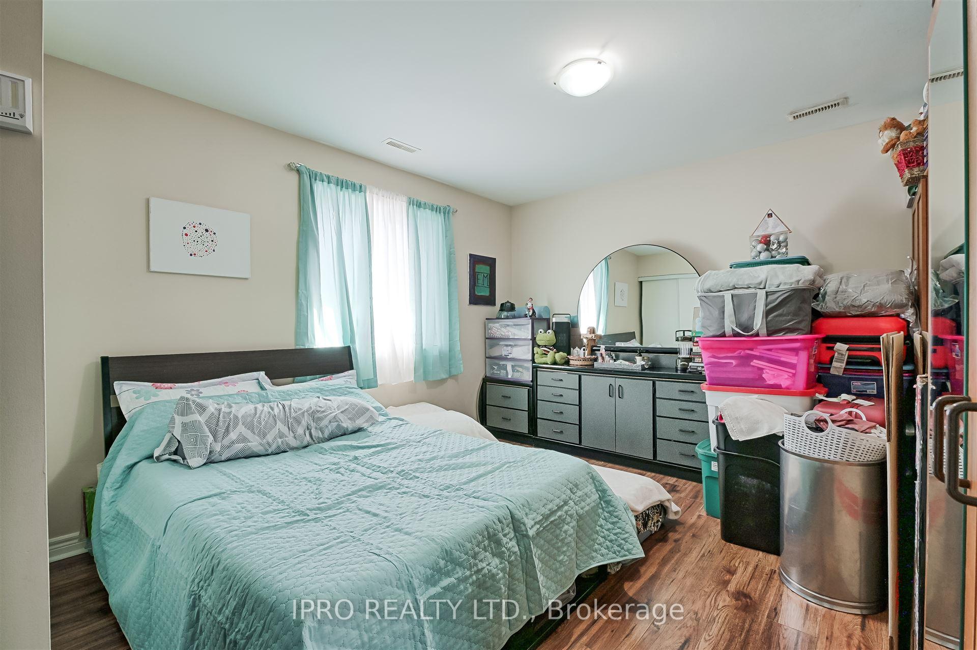 Photo 35 of 657 Evans Avenue, Etobicoke, Alderwood — HOMEH