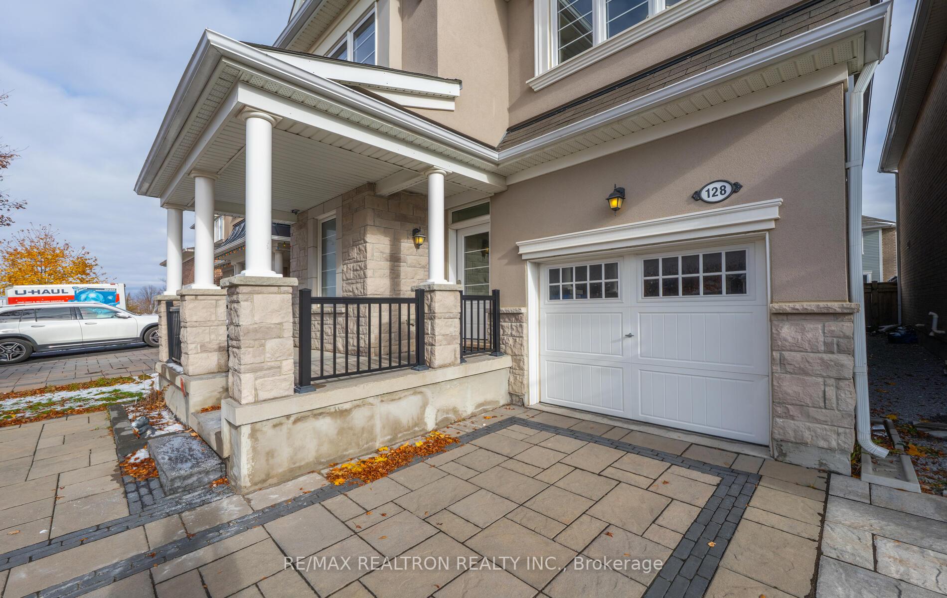 Photo 16 of 128 Buckle Crescent, Aurora, Rural Aurora — HOMEH