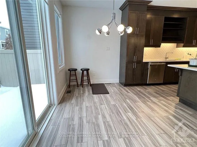 Photo 8 of 754 Devario Crescent, Ottawa, Barrhaven - Half Moon Bay — HOMEH