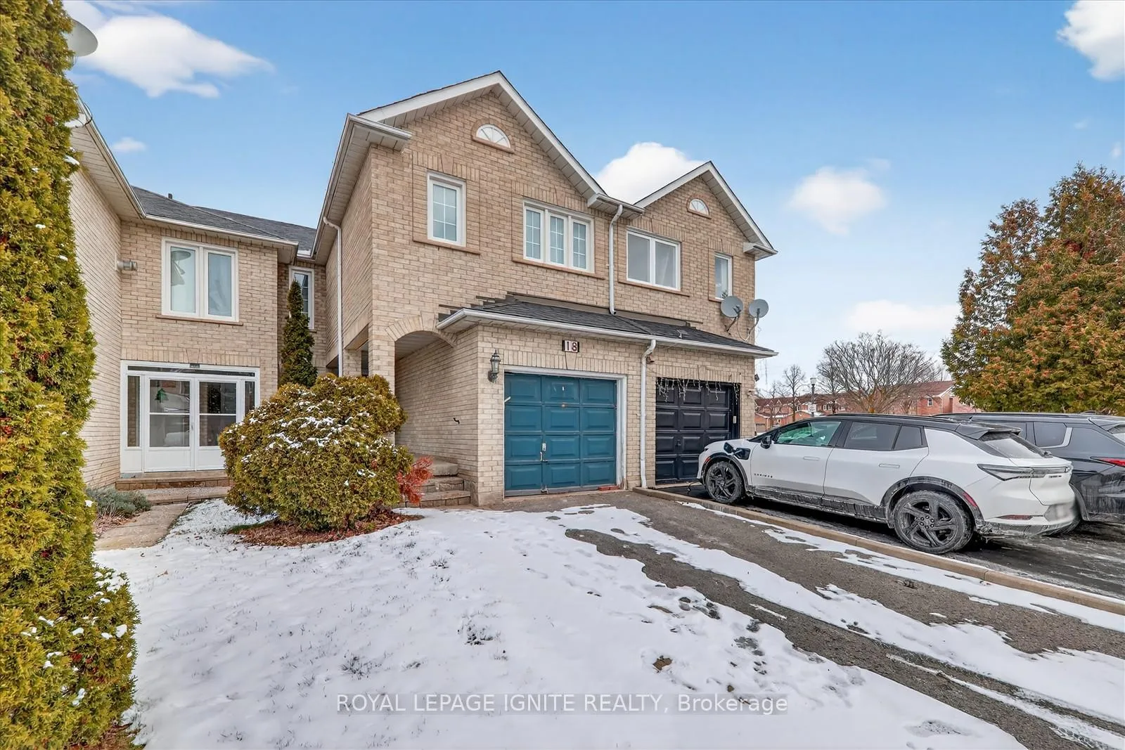 Photo 4 of 18 Gill Crescent, Ajax, Central West — HOMEH