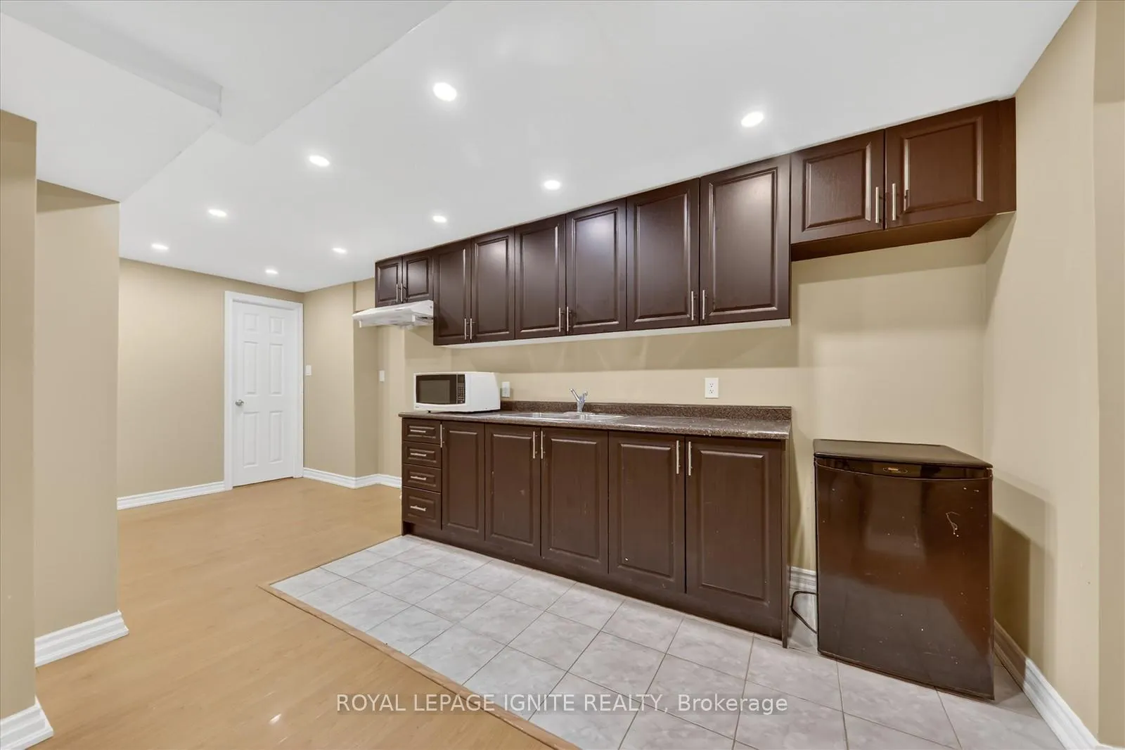 Photo 39 of 18 Gill Crescent, Ajax, Central West — HOMEH