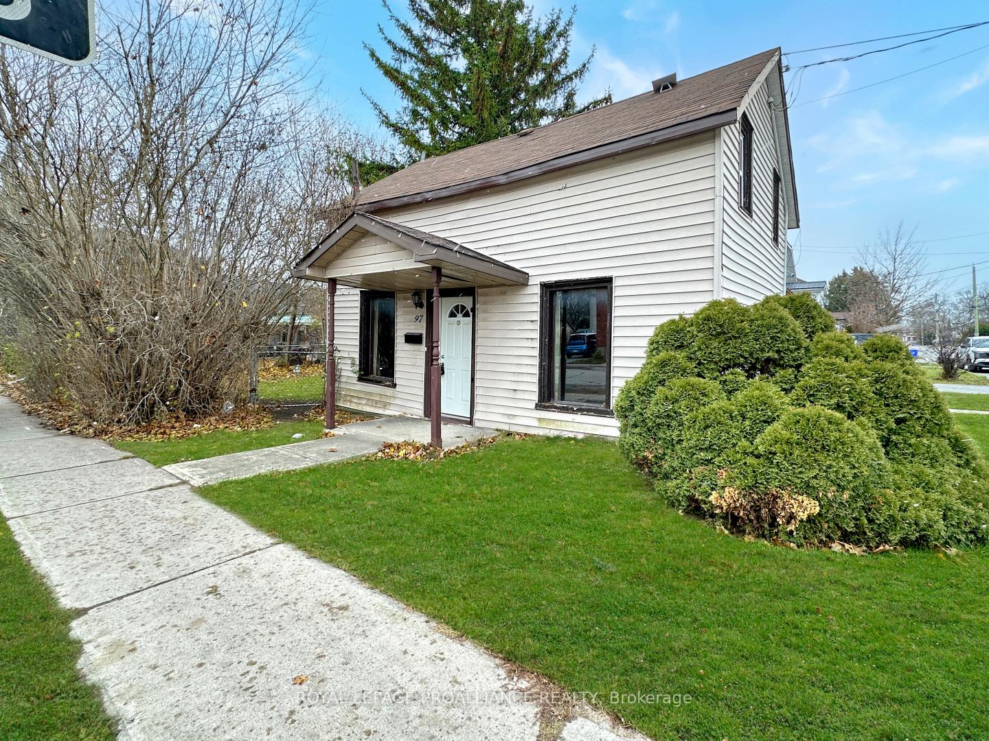 Photo 3 of 97 Catharine Street, Belleville, Belleville Ward — HOMEH
